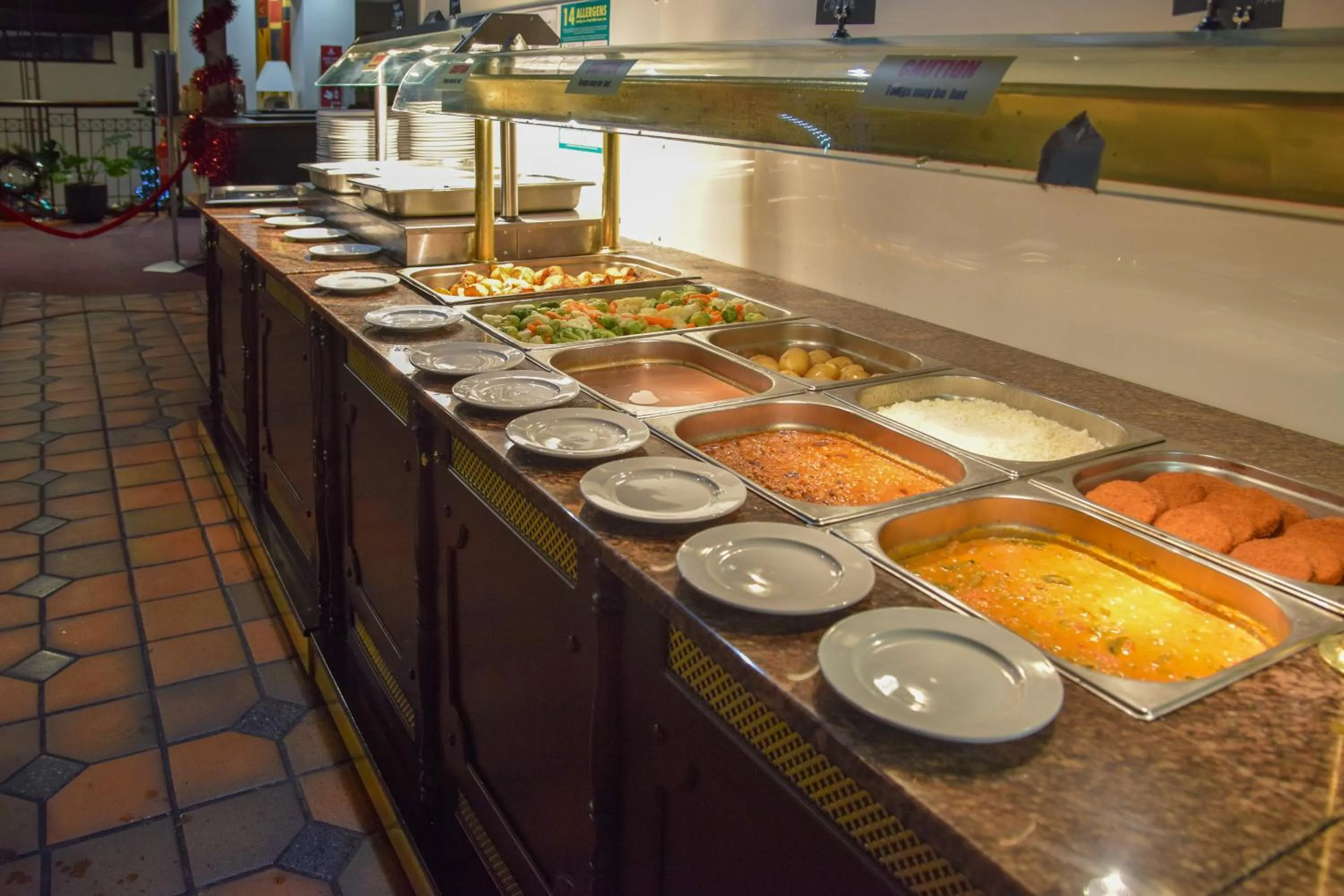 Restaurant/places to eat in Europa Gatwick Hotel