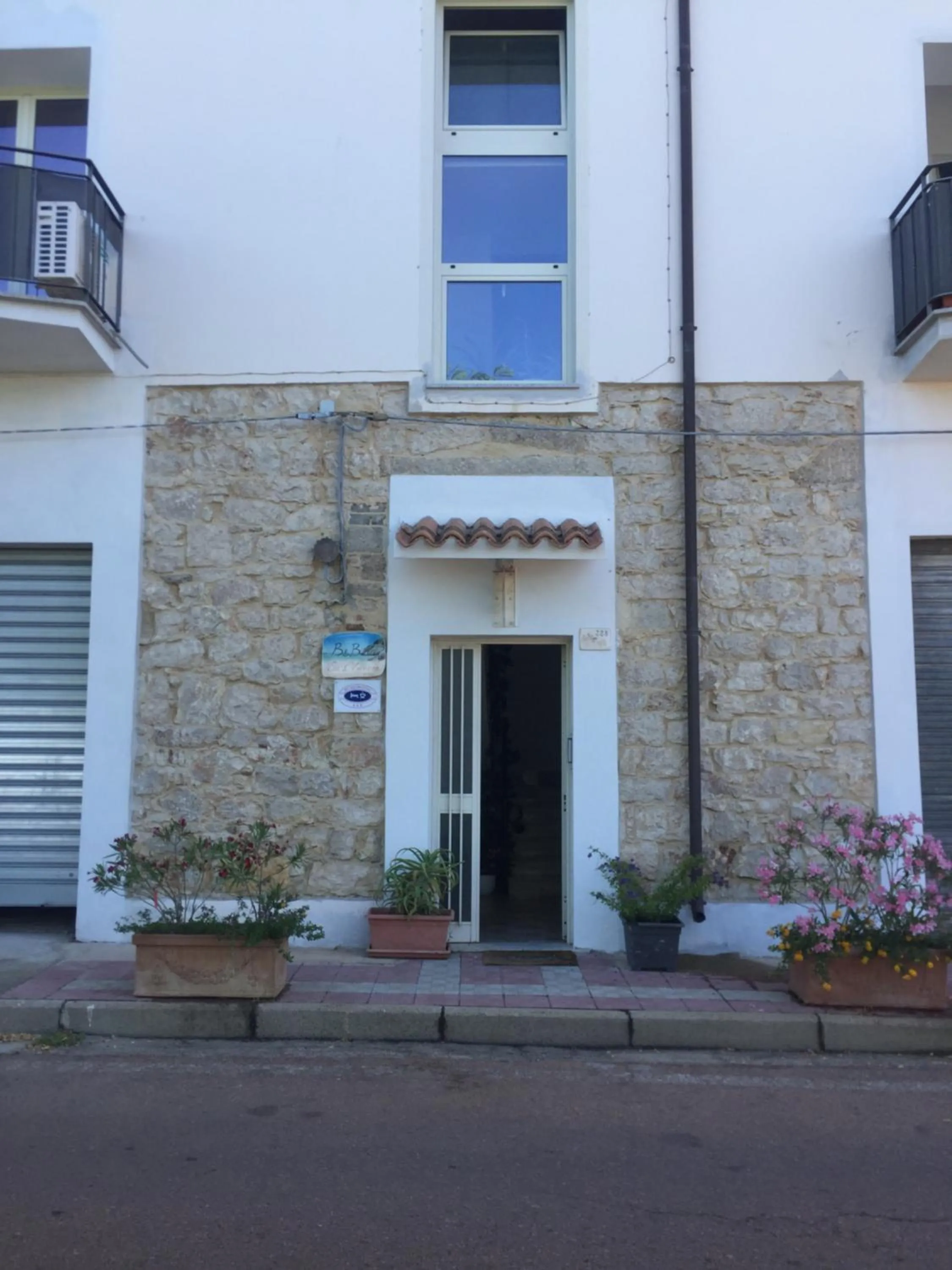 Facade/entrance in B&B Sa Clarera