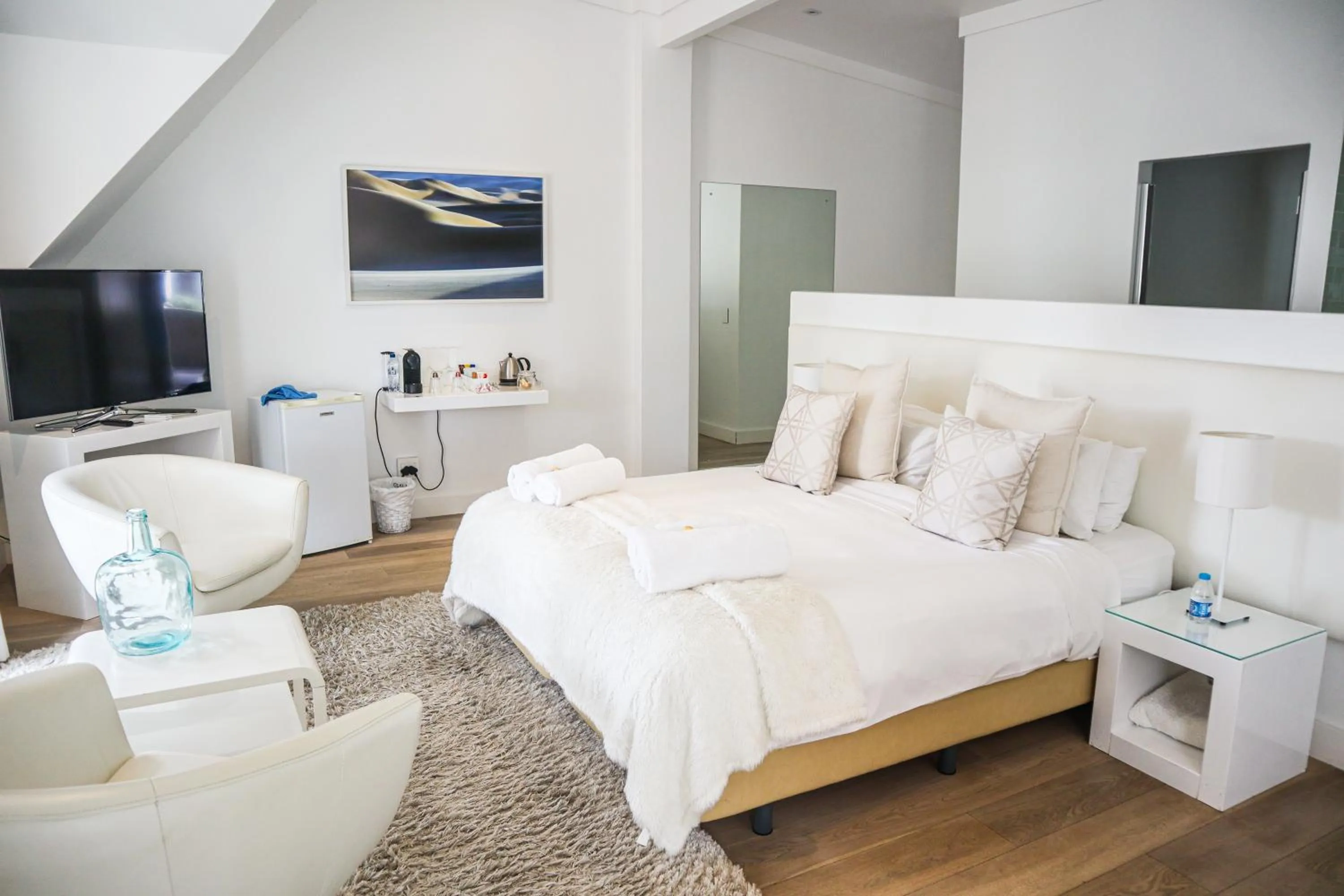 Bedroom, Bed in Swakopmund Luxury Suites