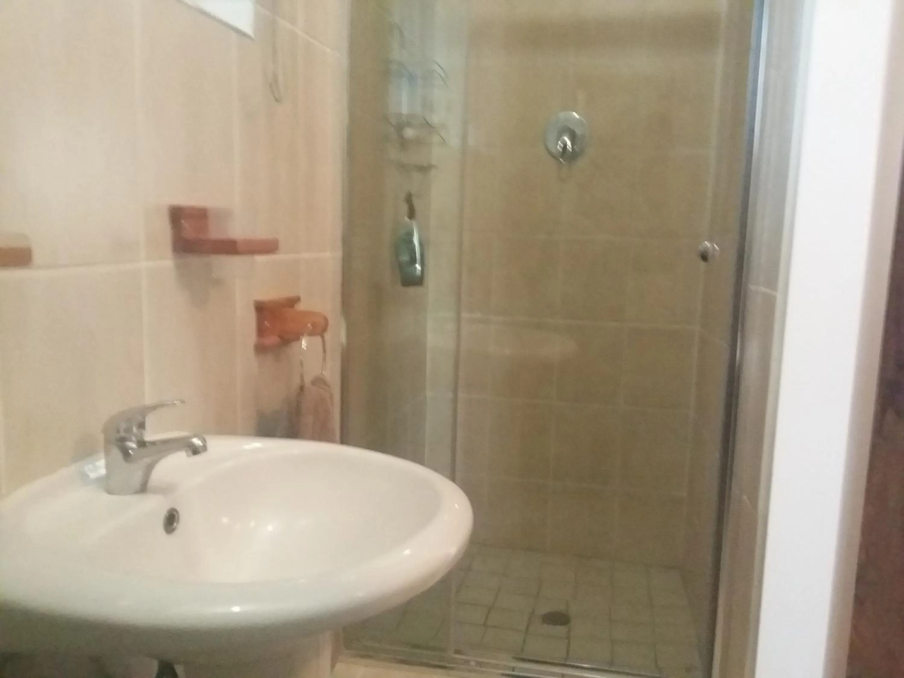 Bathroom in Alicia's B&B