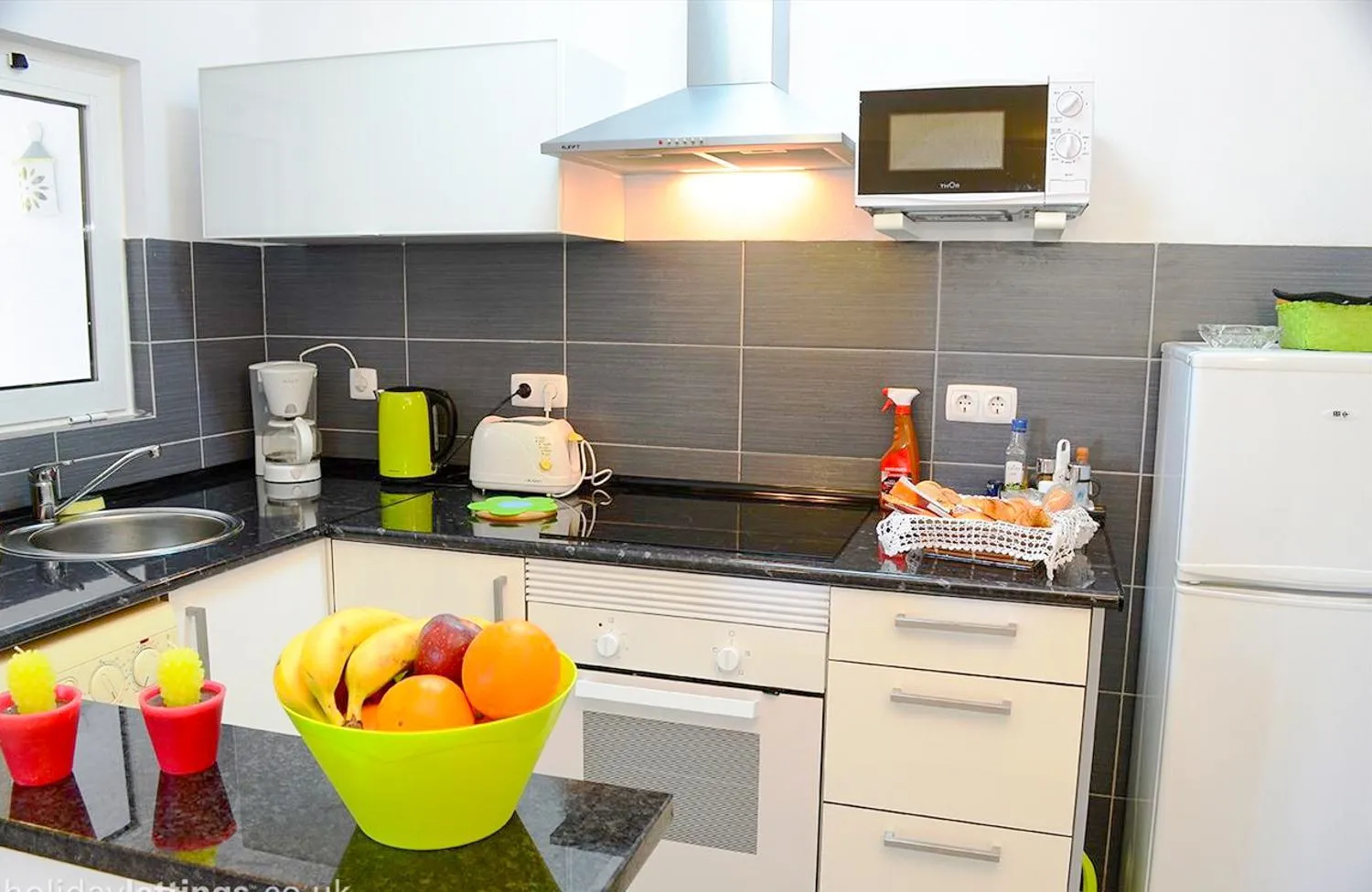 Kitchen or kitchenette in Algarpraia