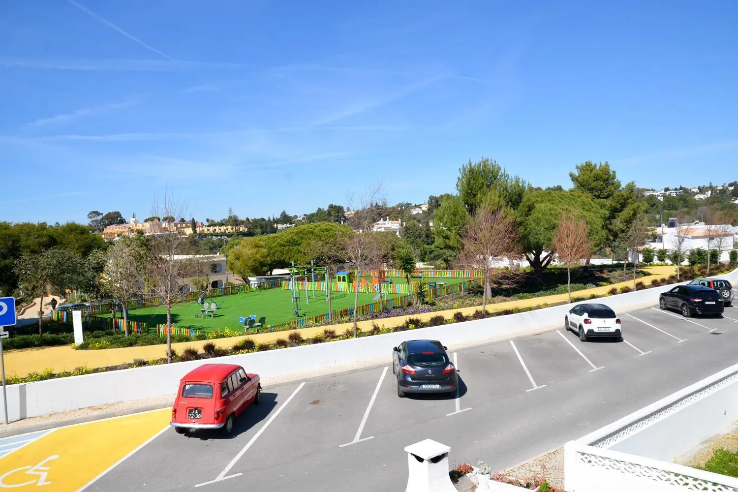 Parking in Algarpraia