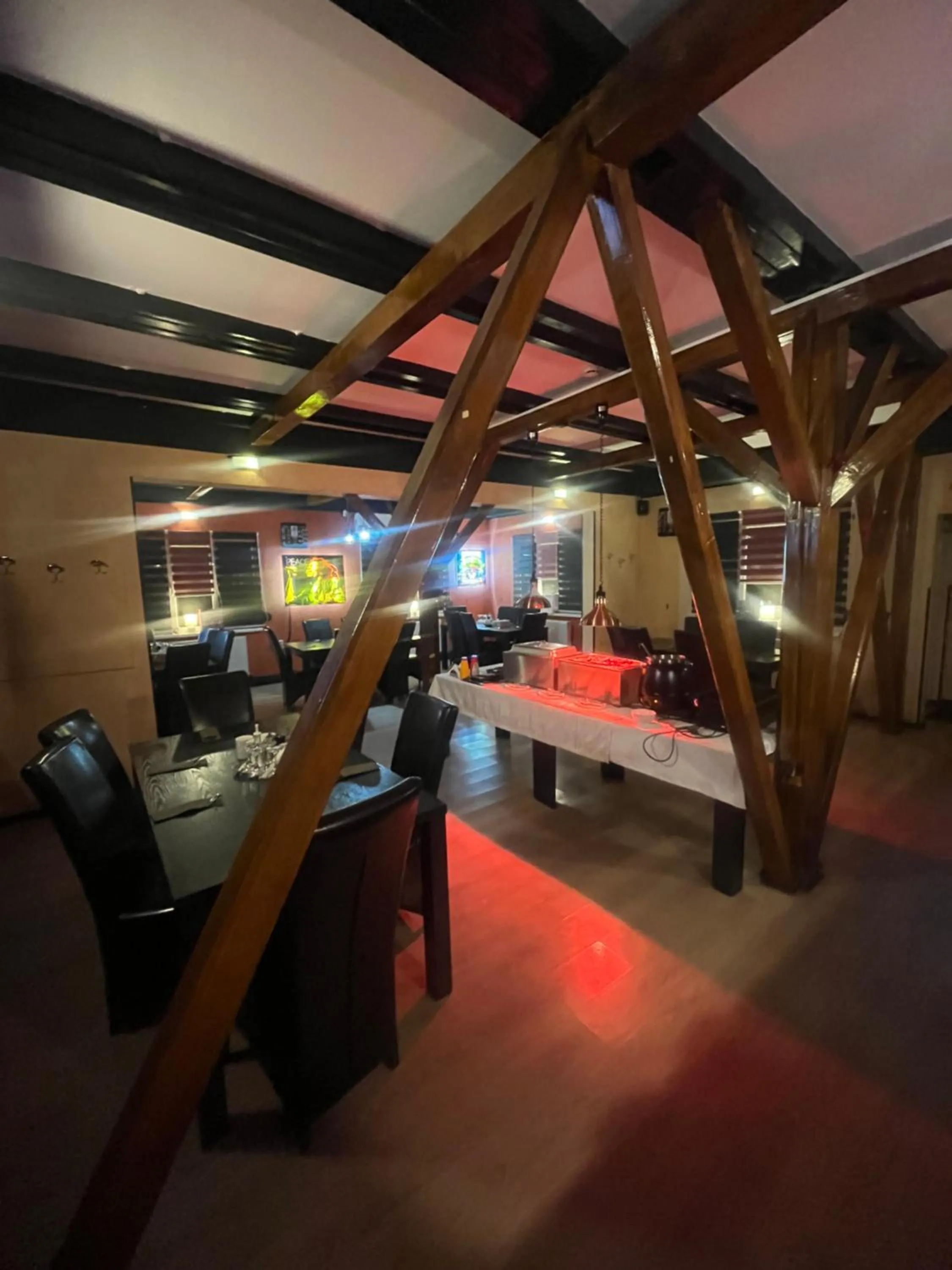 Restaurant/places to eat in Prince Hotel