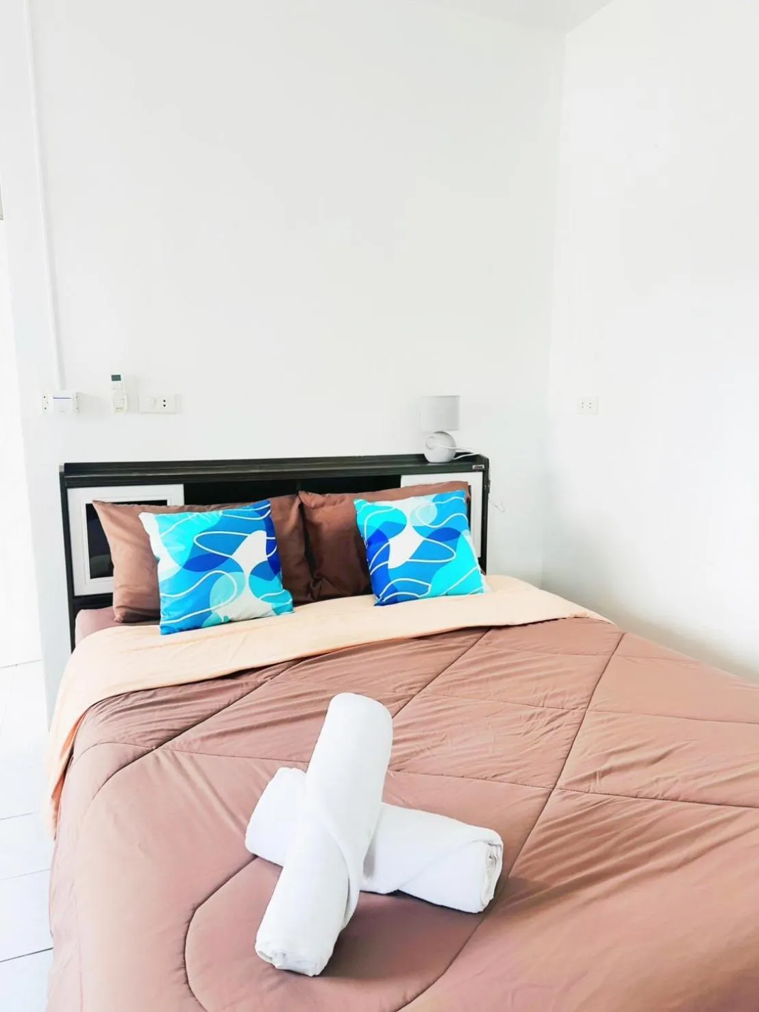 Bed in Billabong Golf Club & Resort