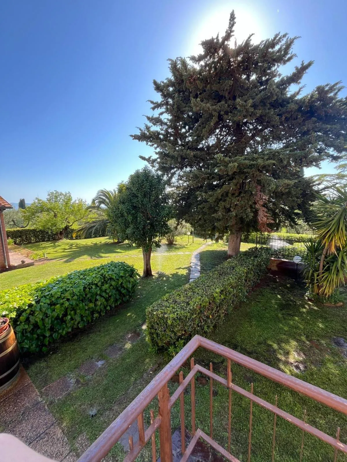 Garden view in Agriturismo La Carlina