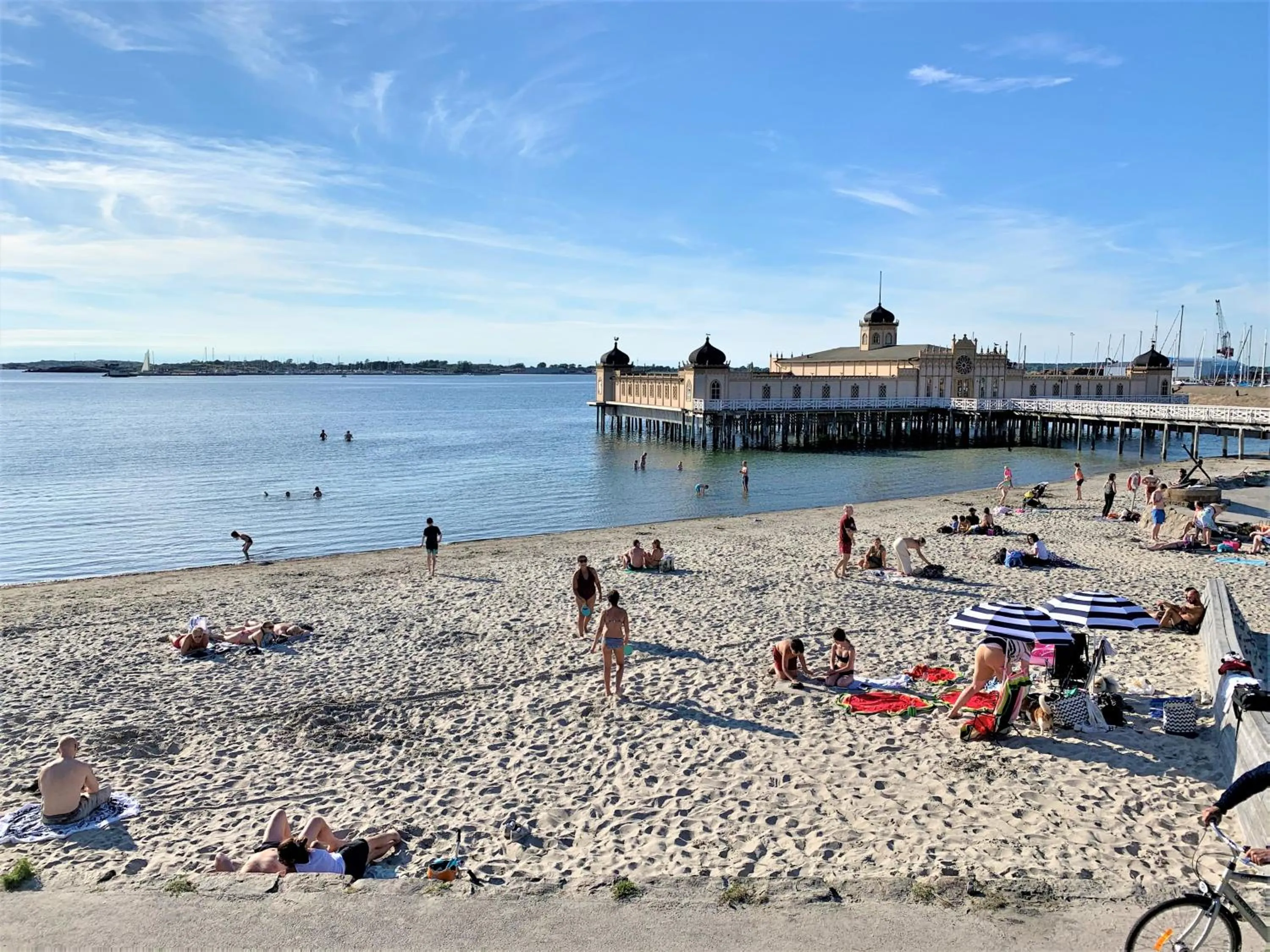 Nearby landmark in Fästningens