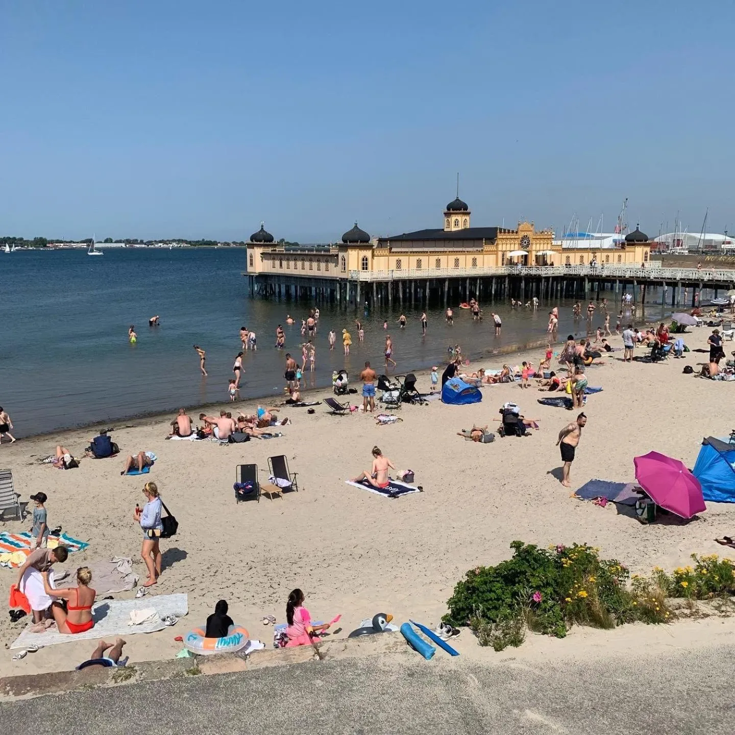 Beach in Fästningens