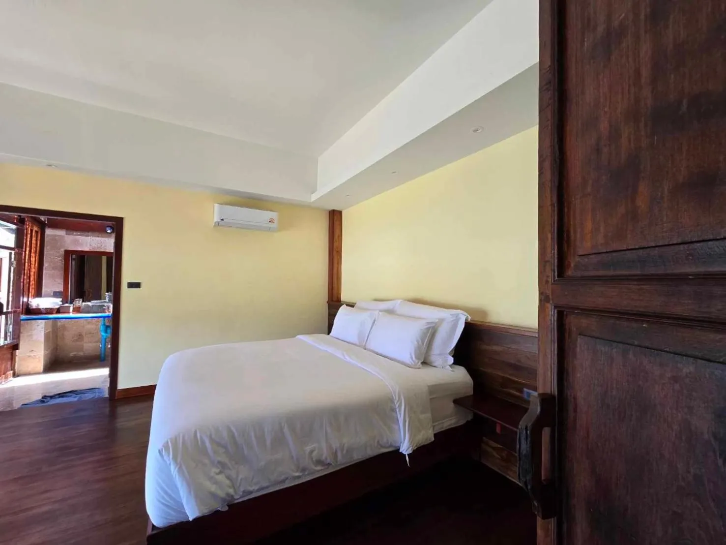 Bed in Earth Elements Eco Resort