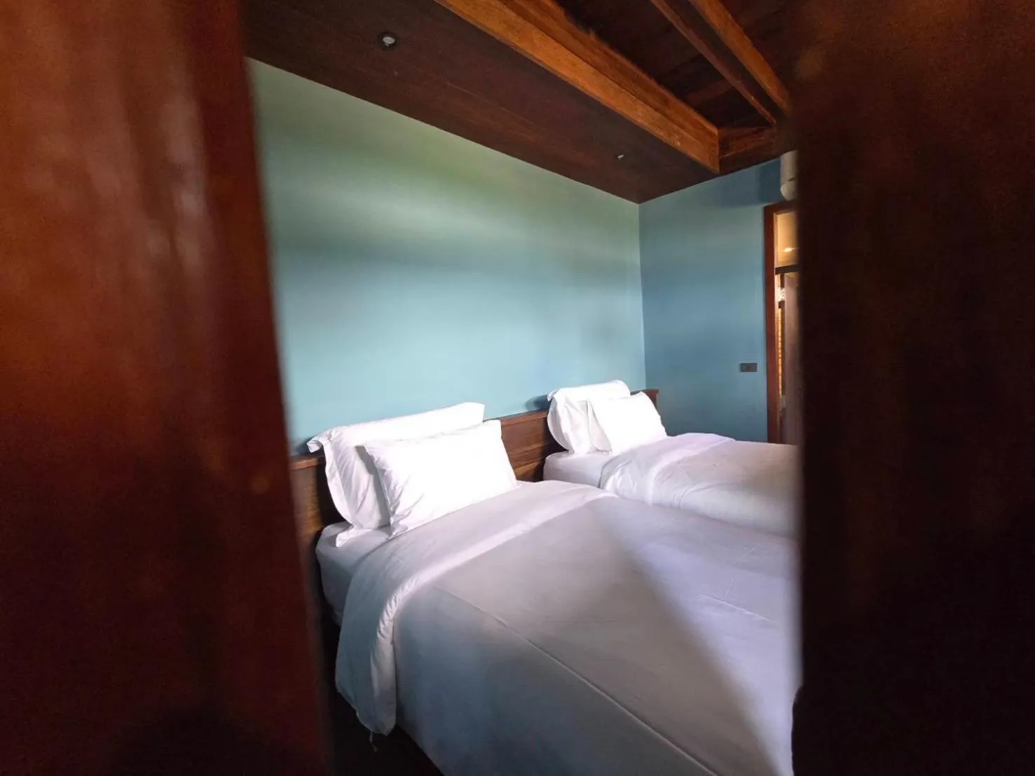 Bed in Earth Elements Eco Resort