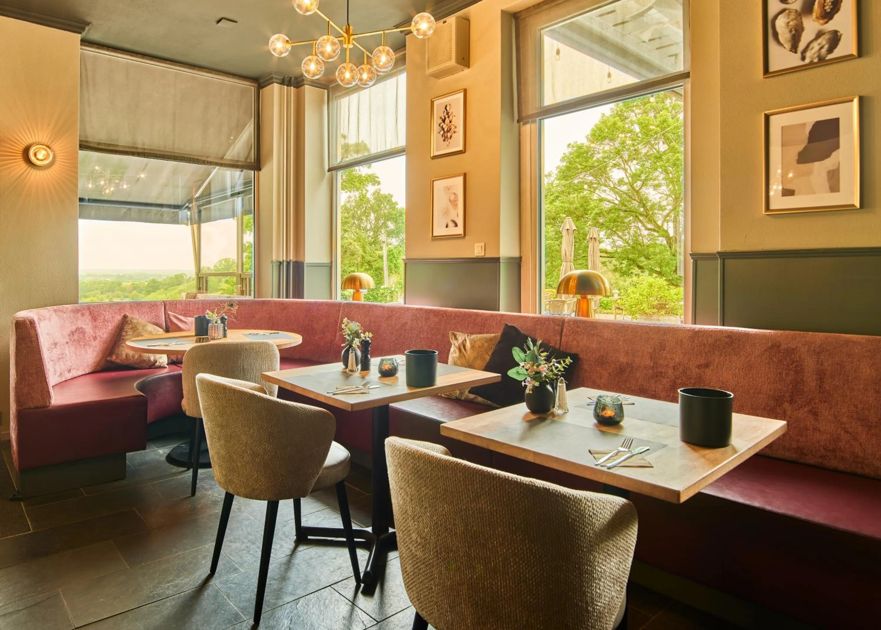 Restaurant/places to eat in Hotel Bergrust