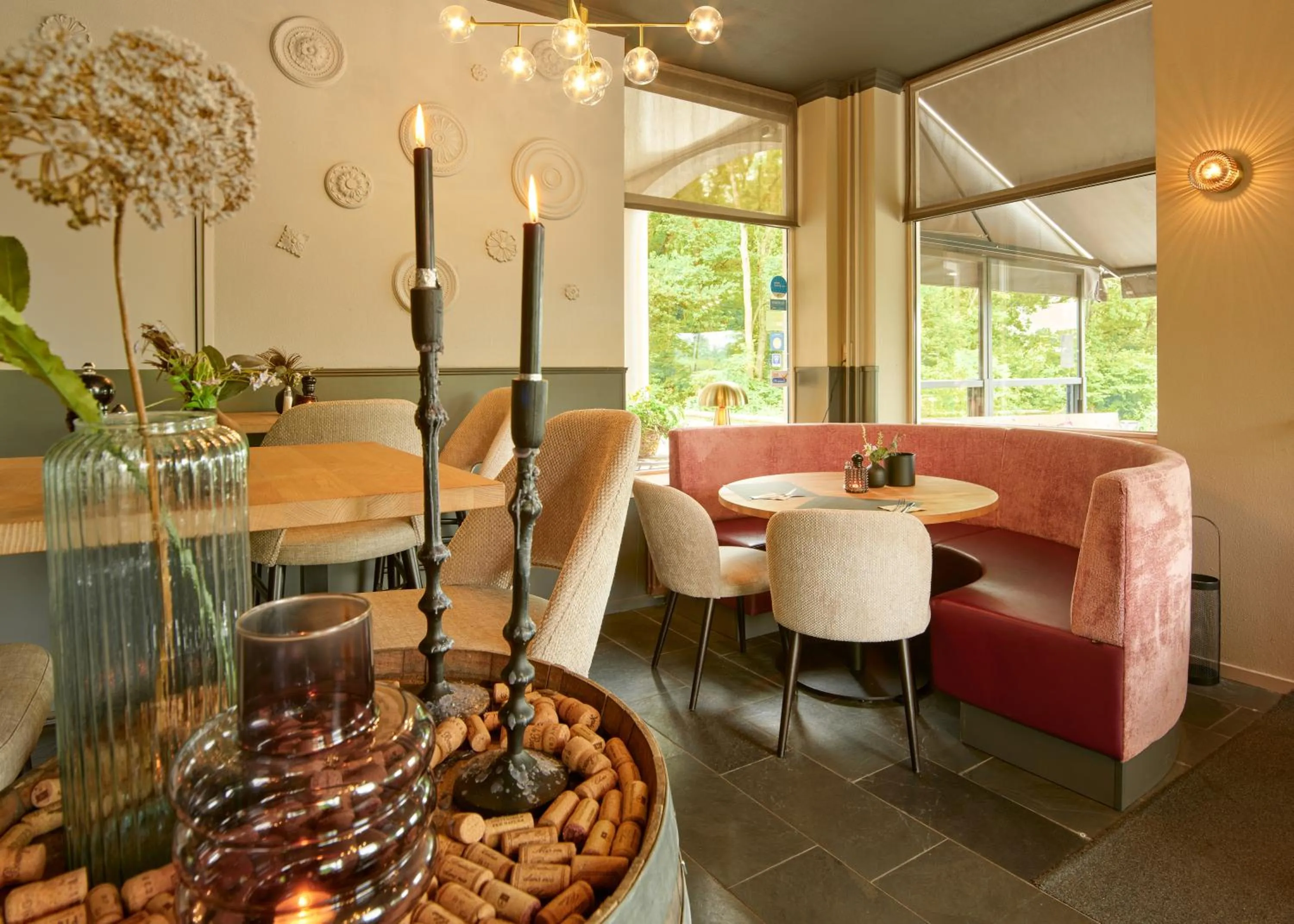 Restaurant/places to eat in Hotel Bergrust