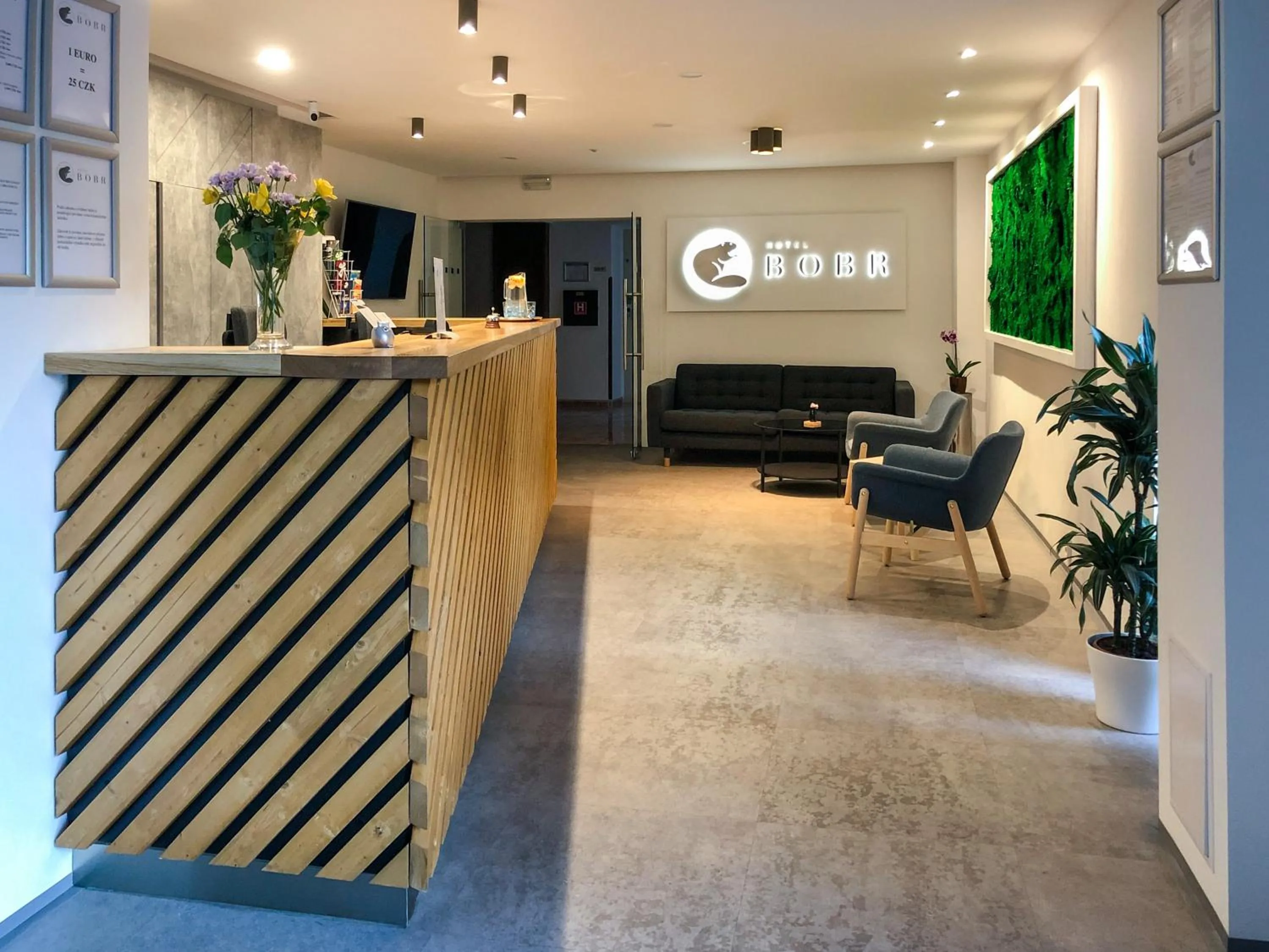 Lobby or reception in Hotel Bobr