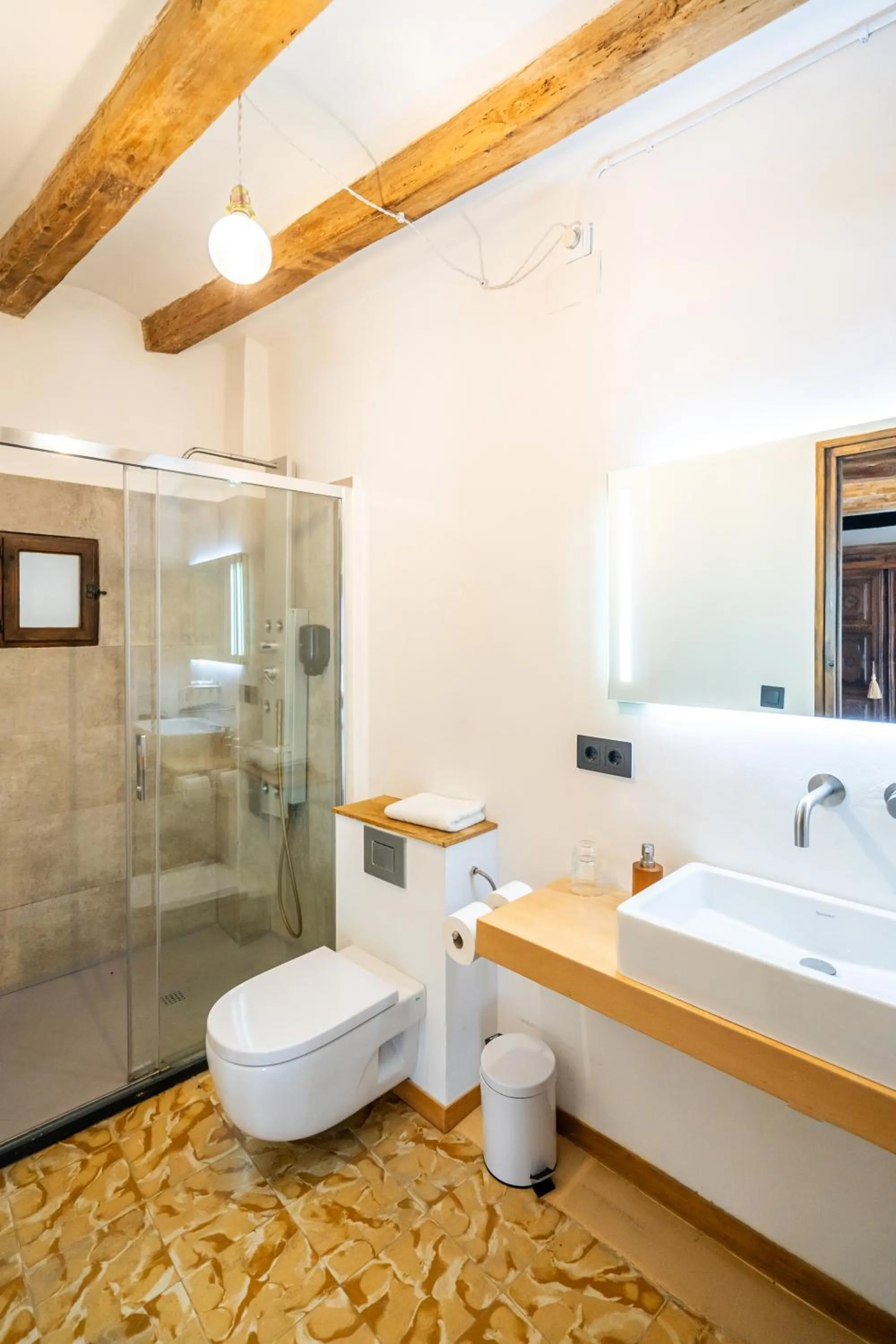 Lo Palauet de la Muralla