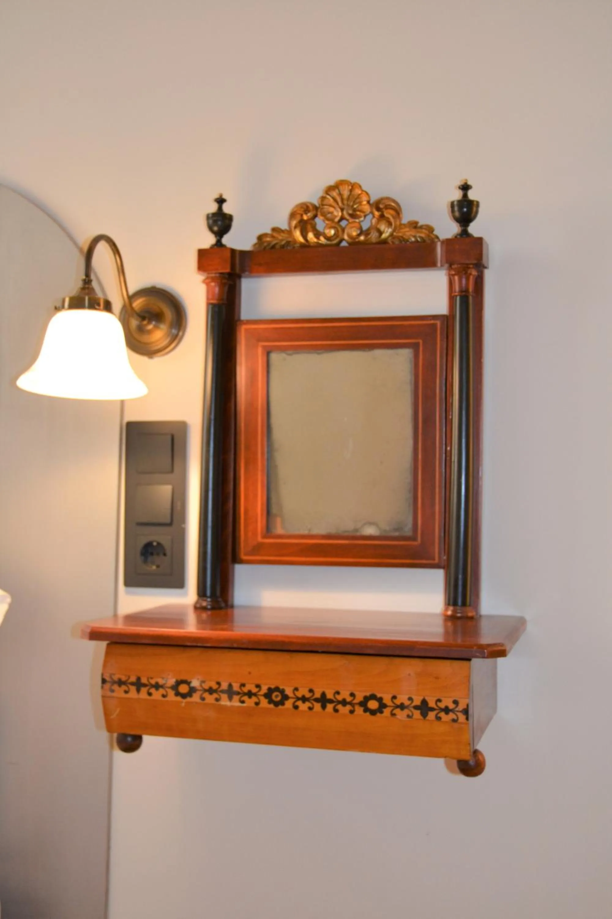 hair dresser in Lo Palauet de la Muralla