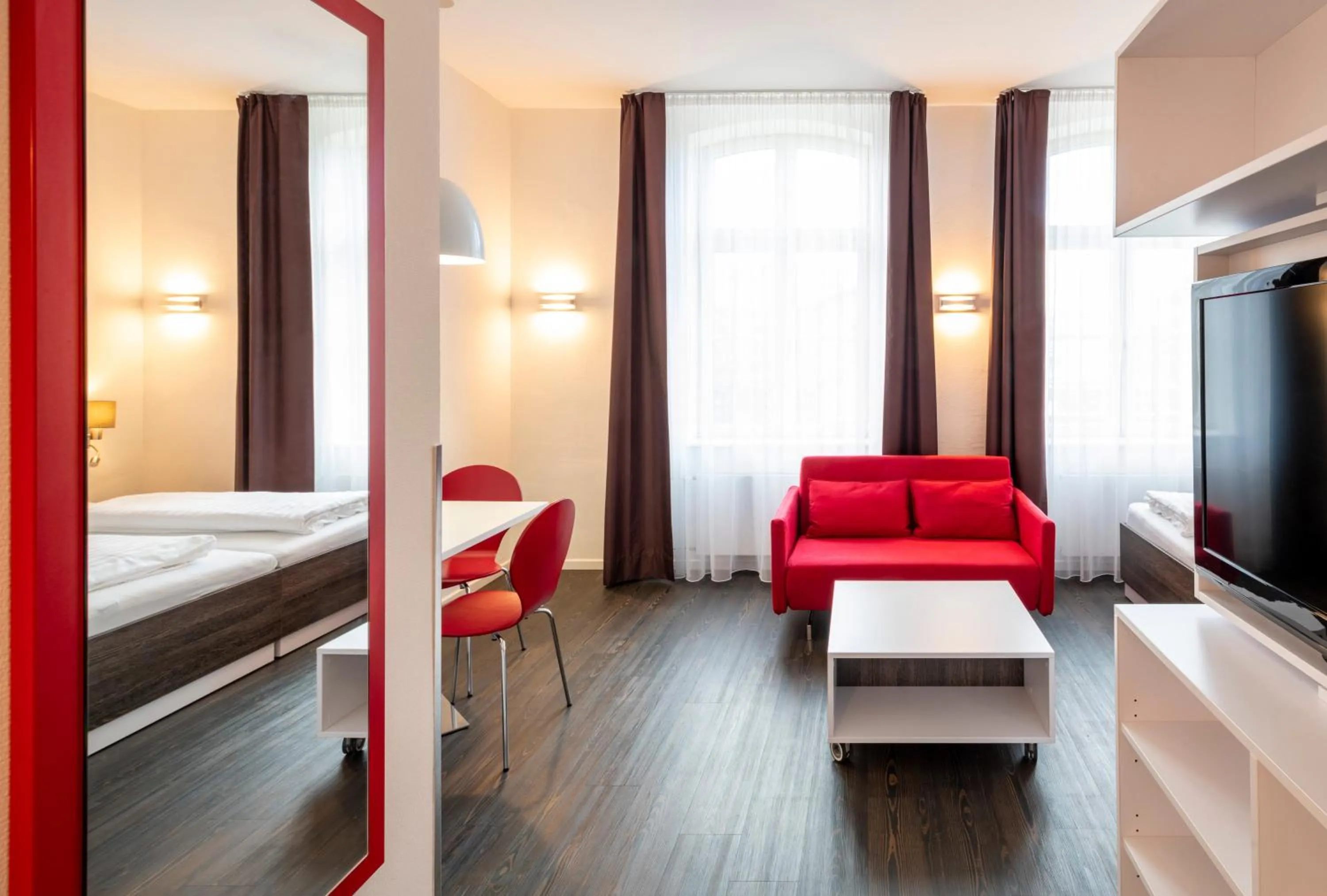 TV and multimedia, Bed in Boardinghaus Weinberg Campus