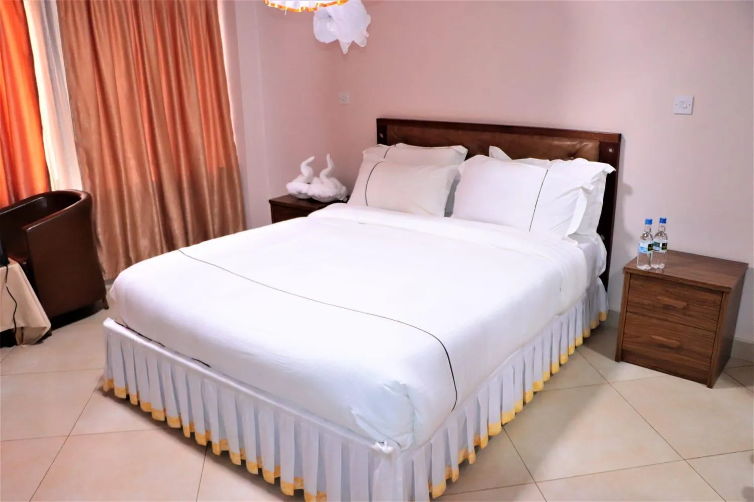 Bed in Paleo Hotel and Spa, Thika