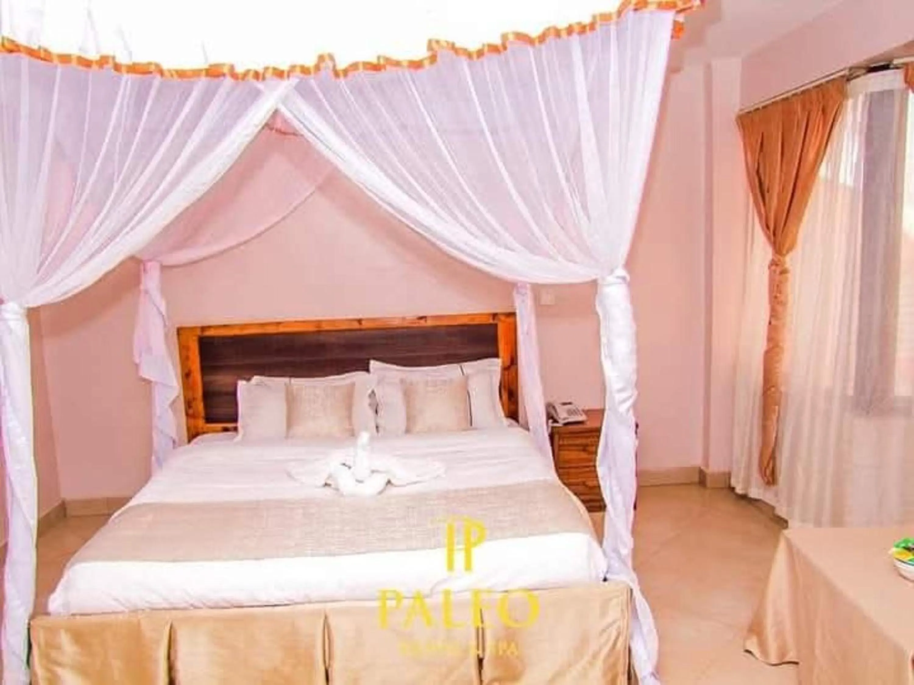 Bed in Paleo Hotel and Spa, Thika