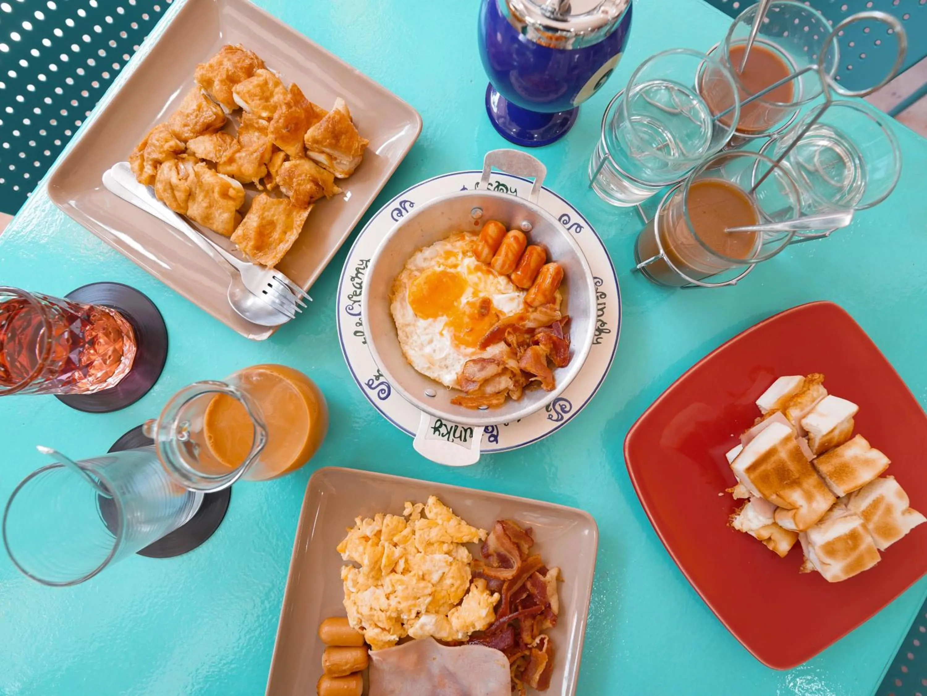 Food in RoomQuest Hotel Pratunam