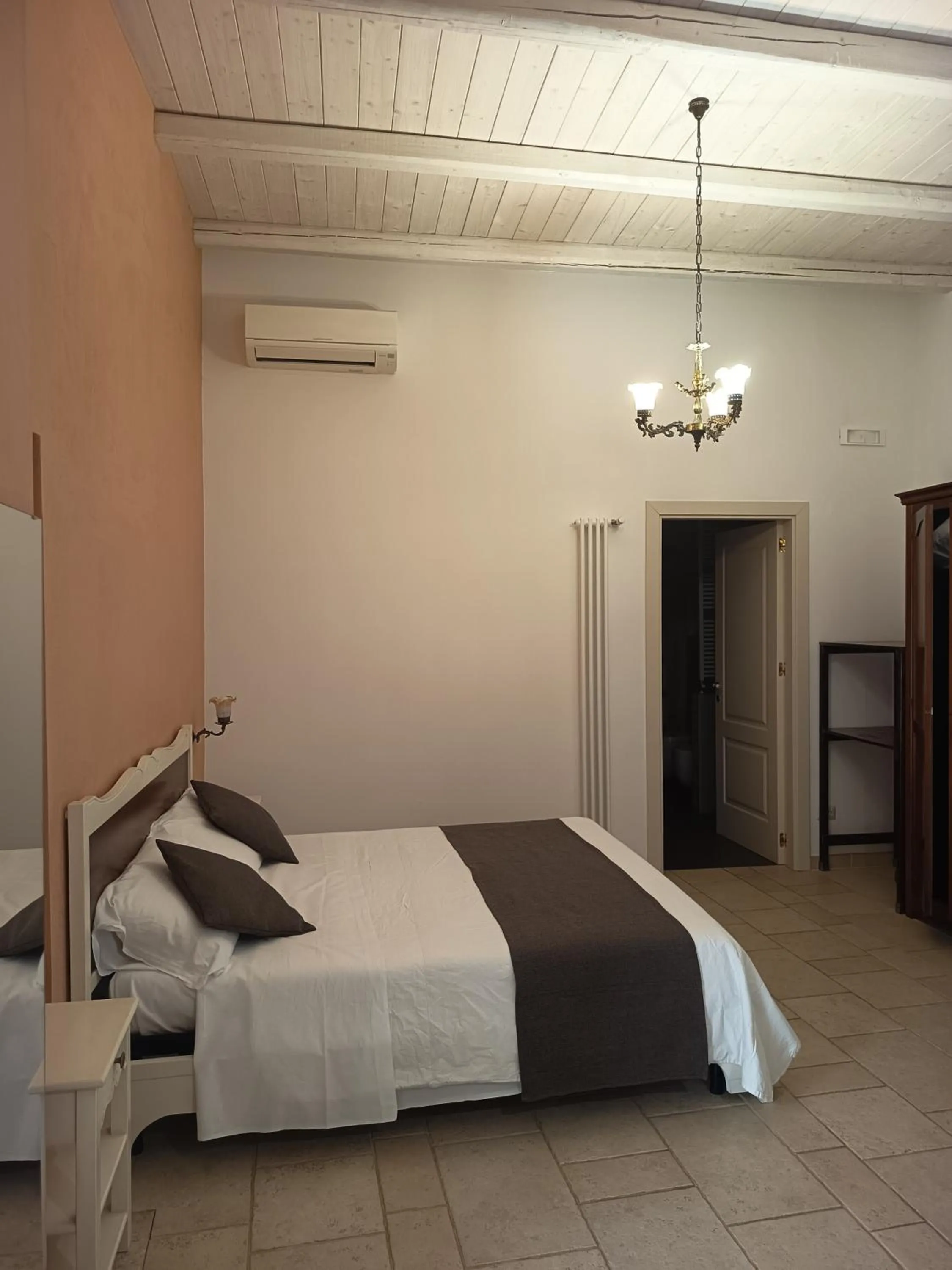 Bedroom, Bed in B&B Il Mulino del Monastero