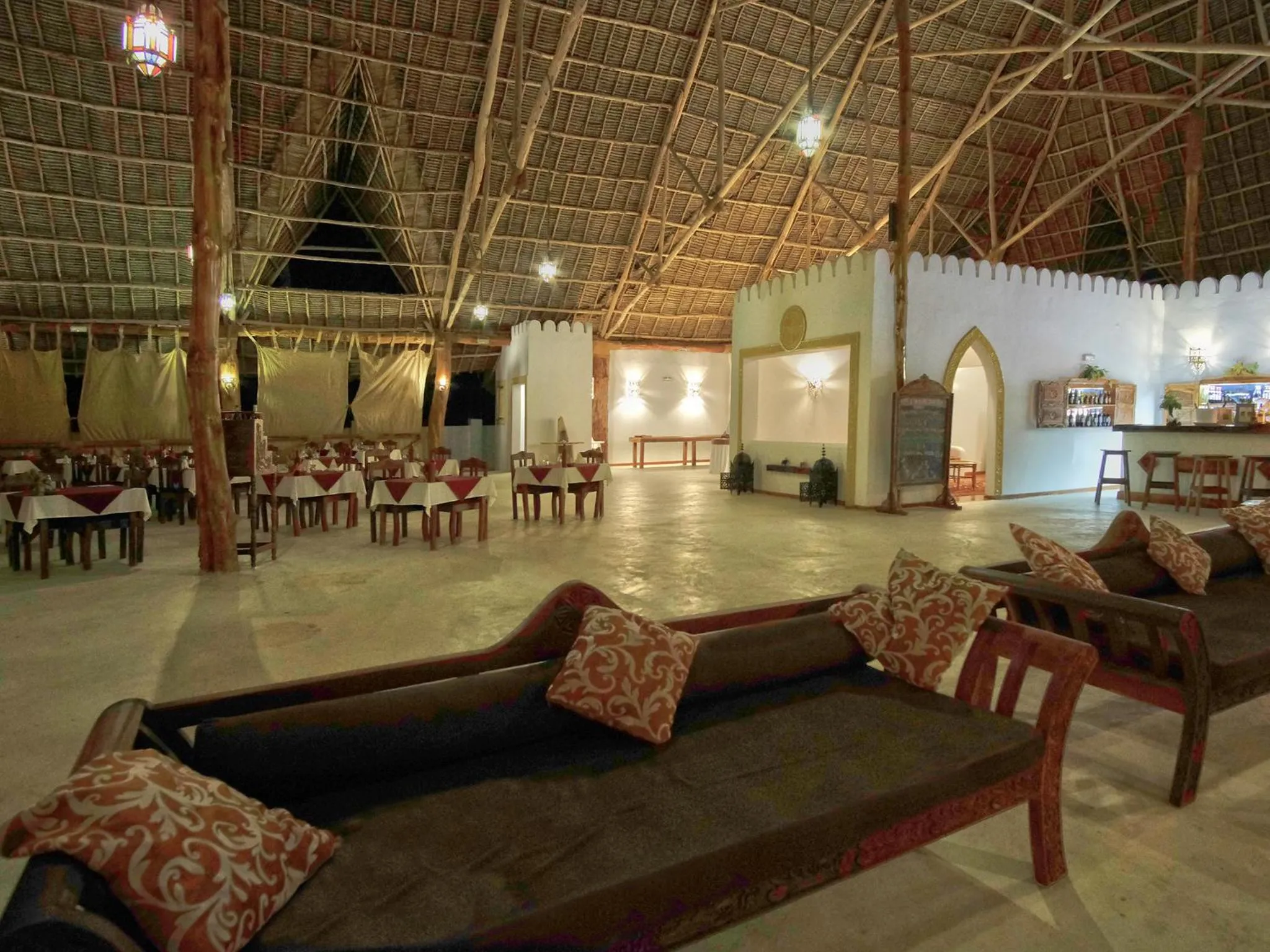 Restaurant/places to eat in Pongwe Bay Resort