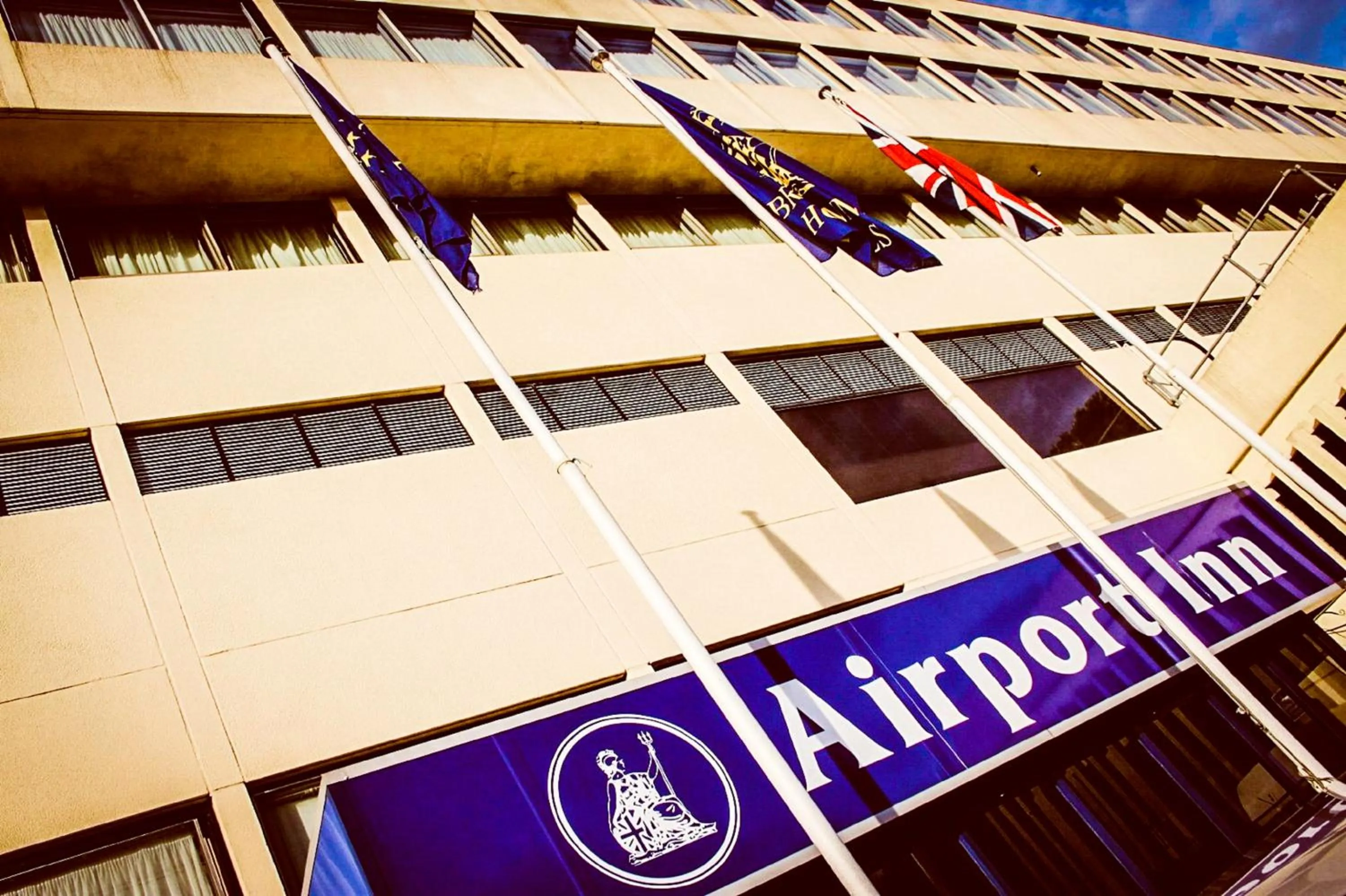 Facade/entrance in Airport Inn Gatwick