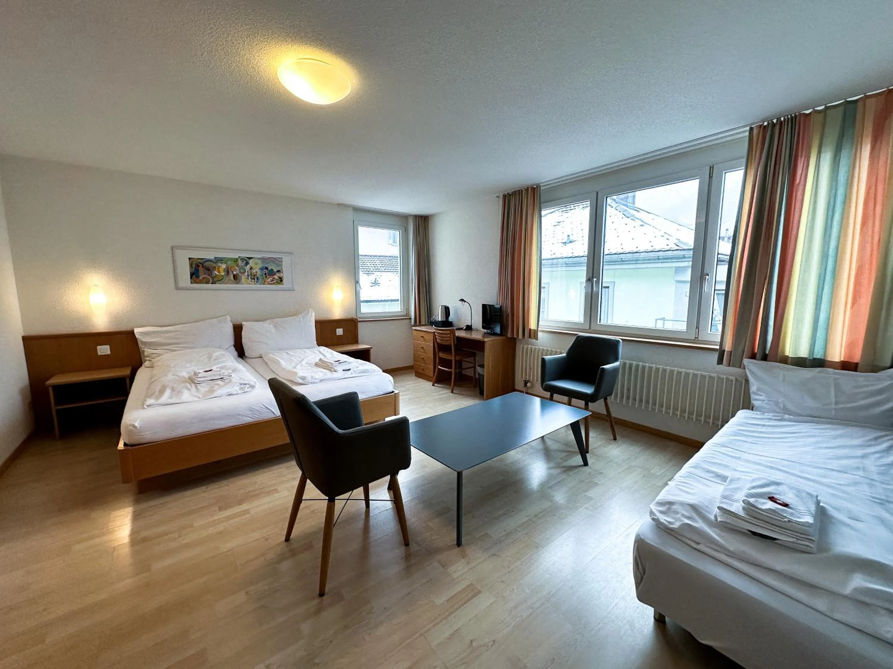 Bedroom, Bed in Hotel Rebstock Meiringen