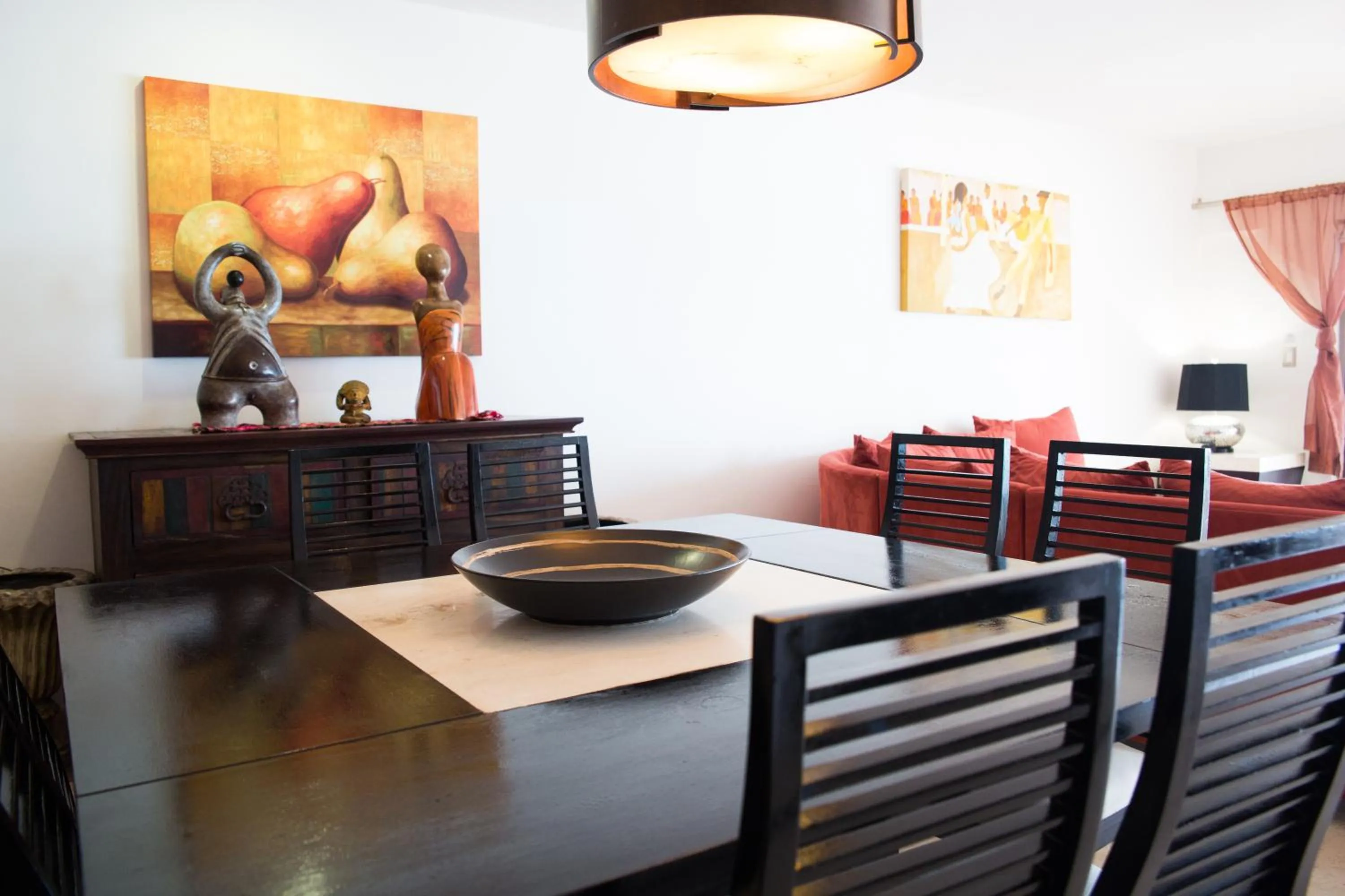 Dining area in Ocean Front Corto Maltes 104 in Downtown