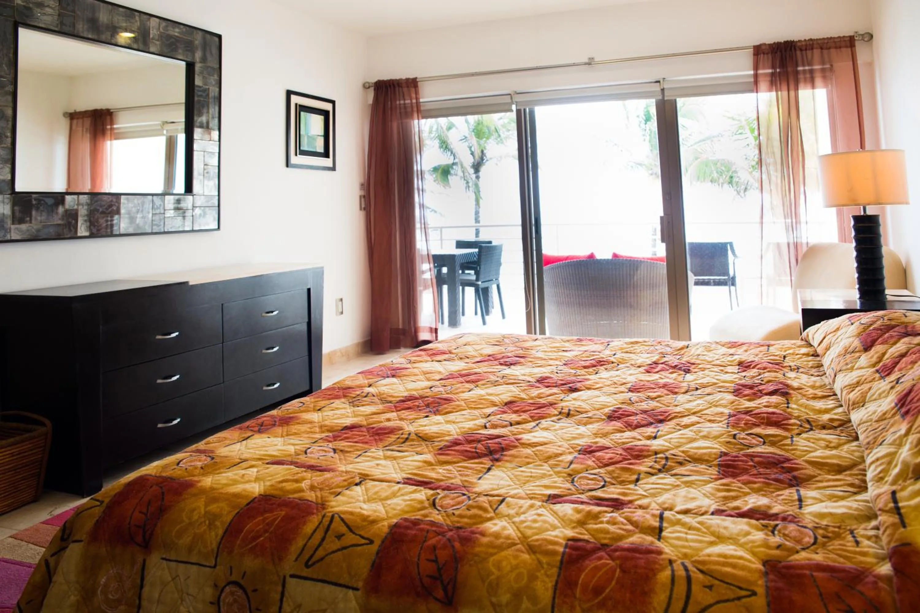 Bedroom, Bed in Ocean Front Corto Maltes 104 in Downtown