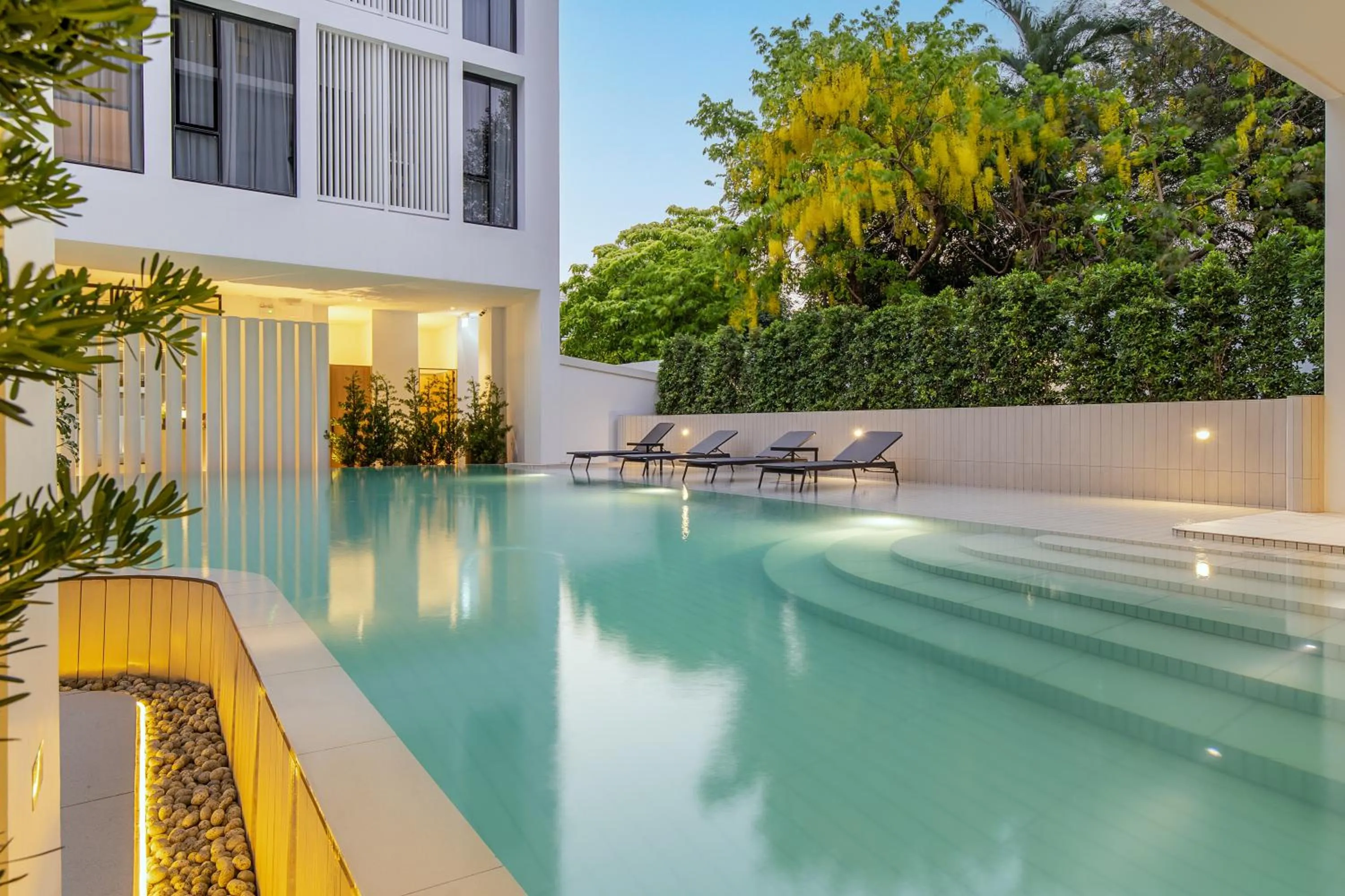 Swimming pool in Saan Hotel Sathorn