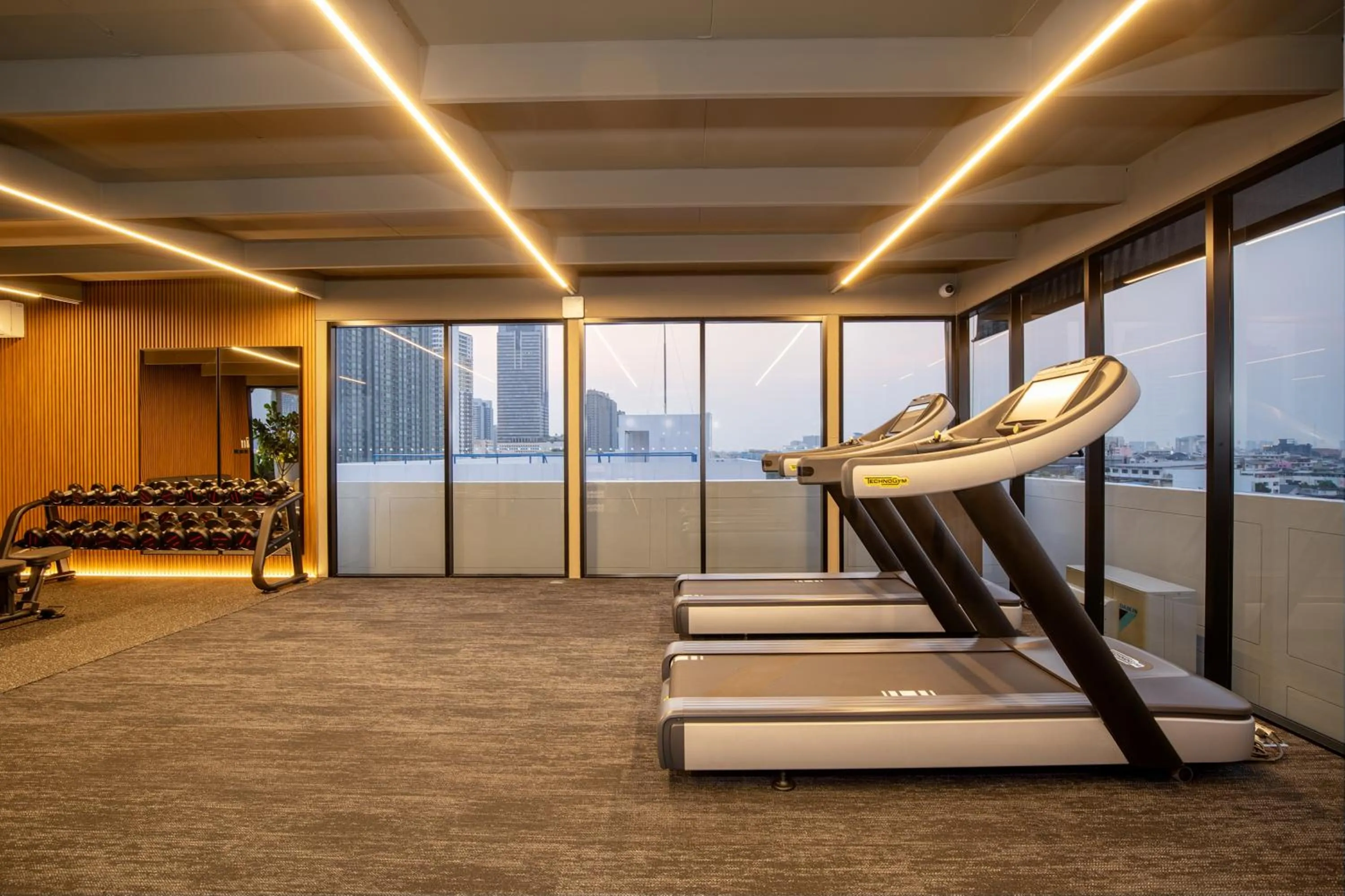 Fitness centre/facilities in Saan Hotel Sathorn