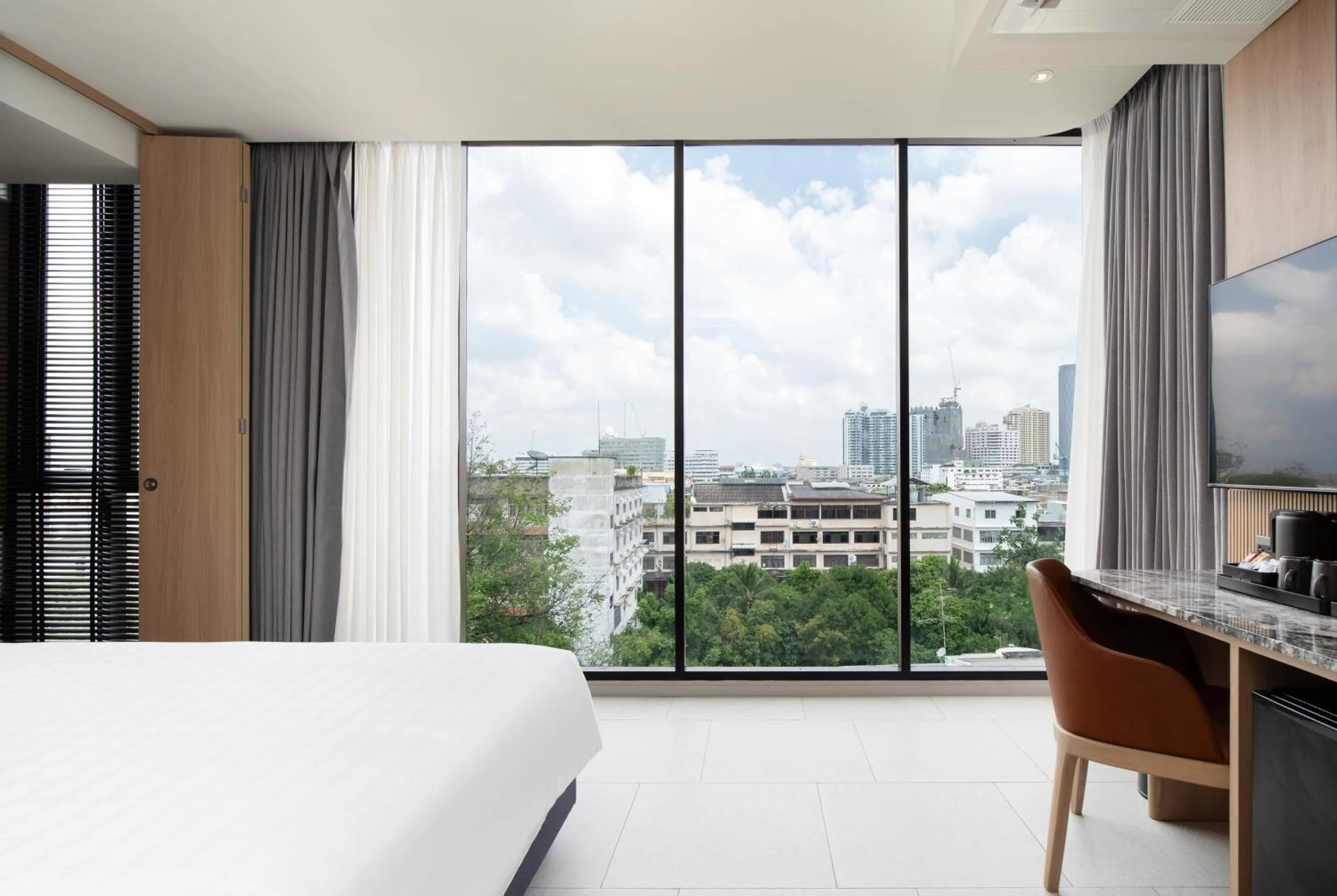 View (from property/room), Bed in Saan Hotel Sathorn