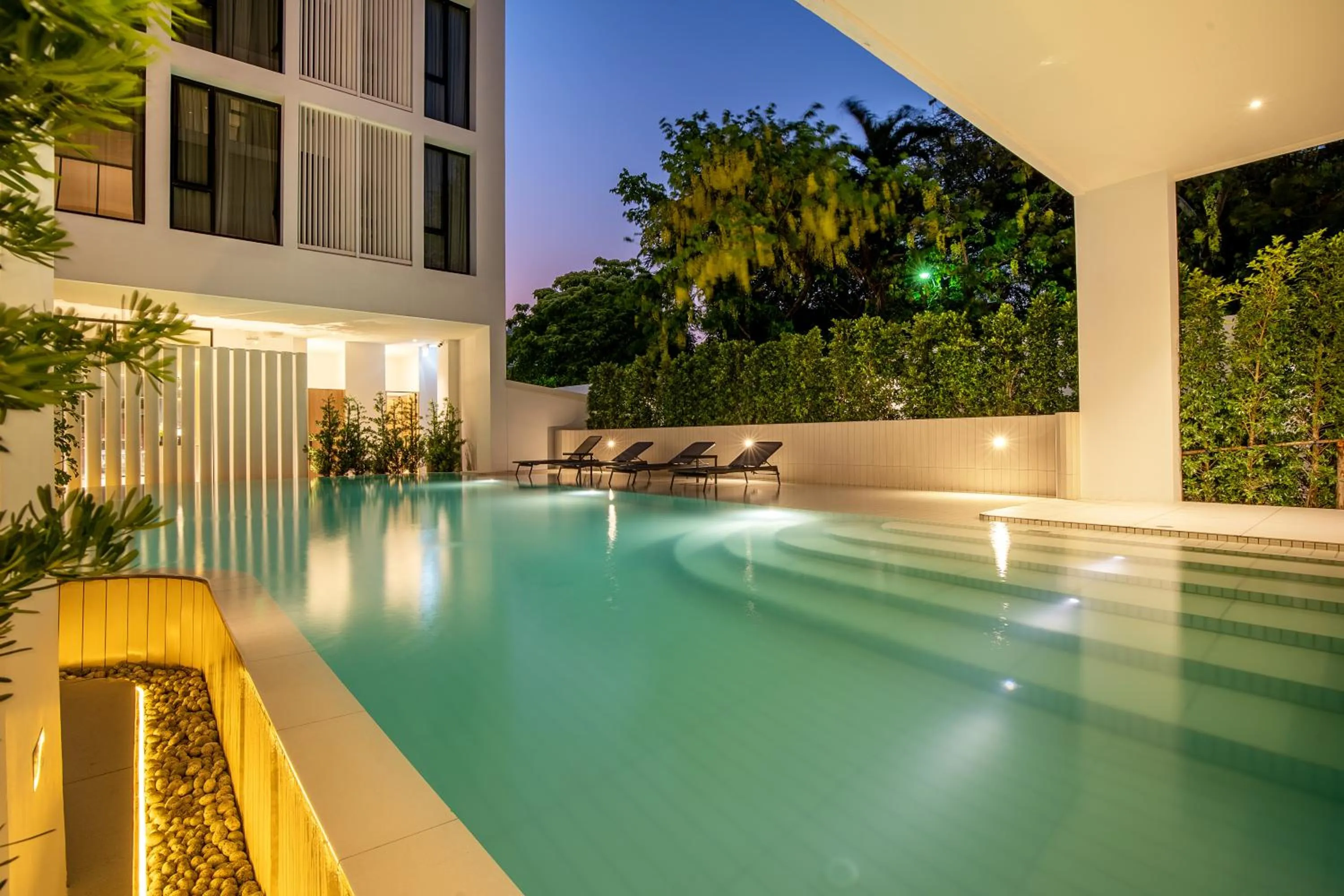 Swimming pool in Saan Hotel Sathorn