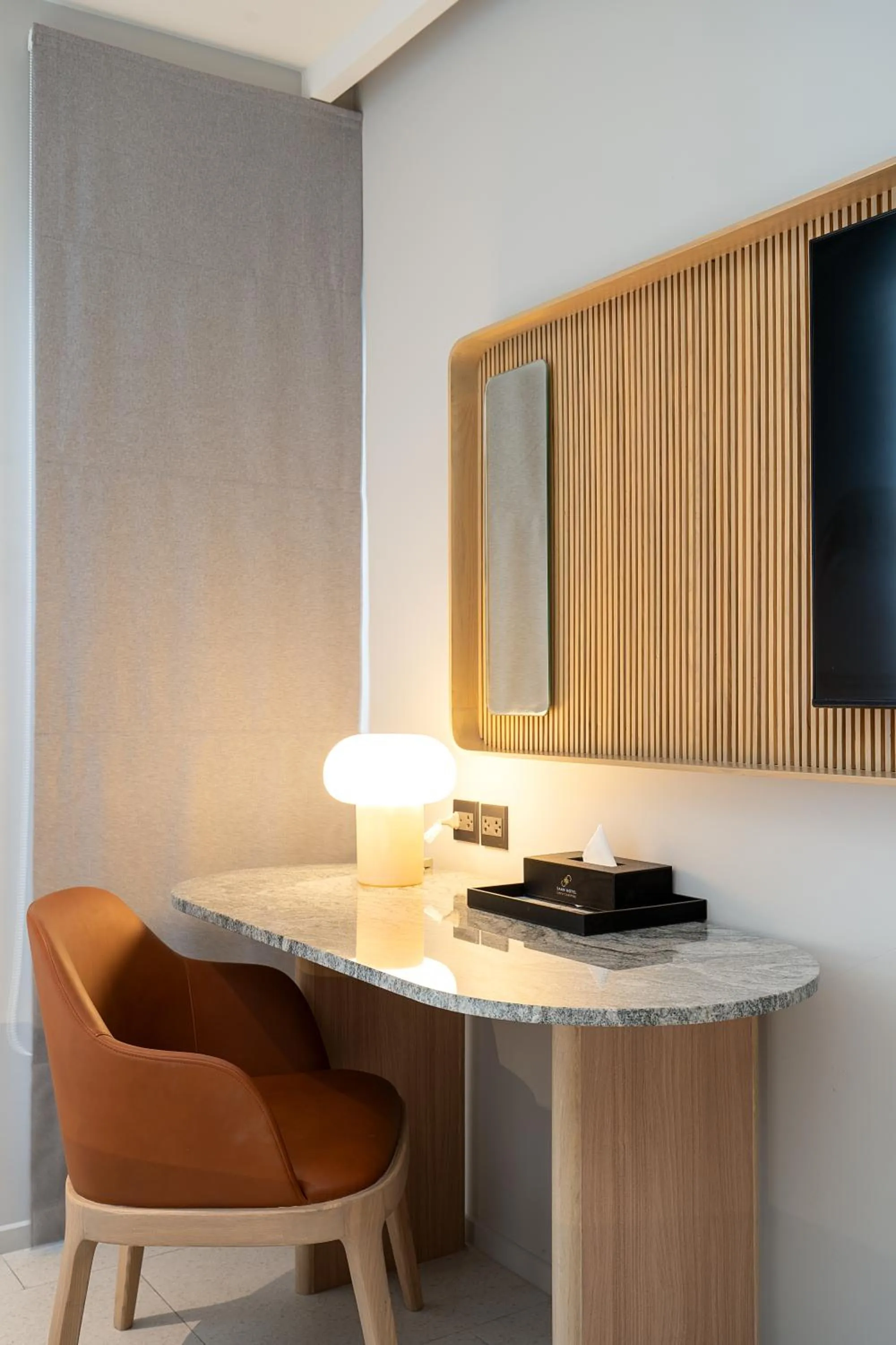 Seating area in Saan Hotel Sathorn