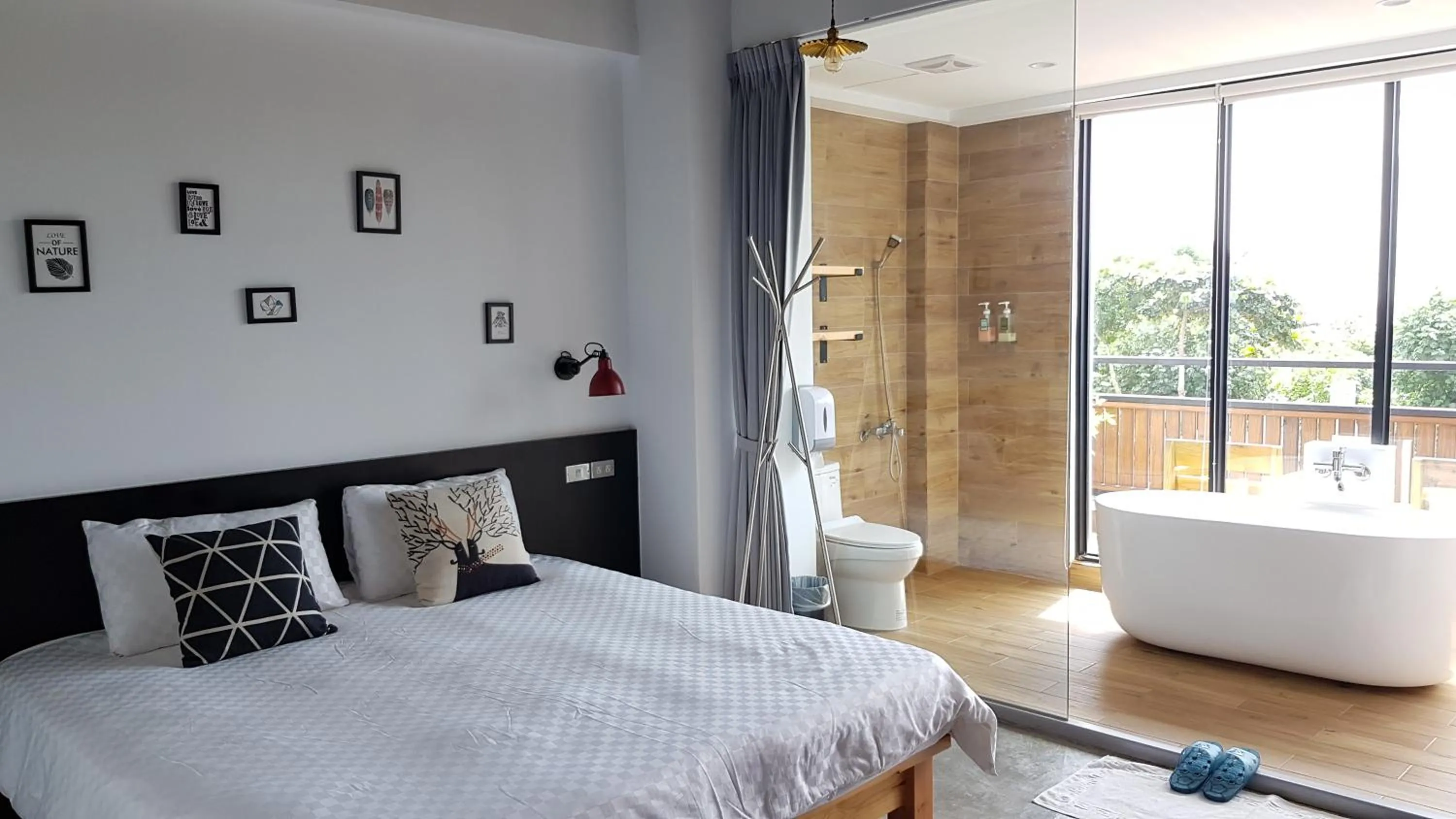 Bed in The Red Hotel