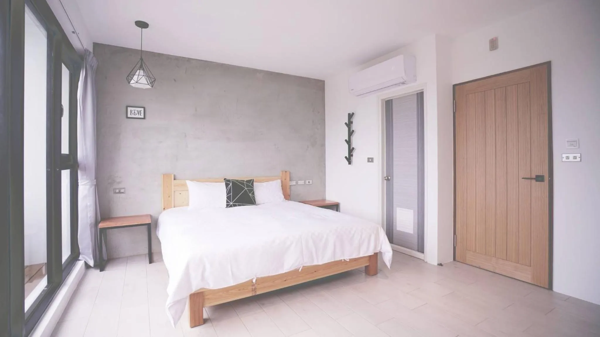 Bed in The Red Hotel