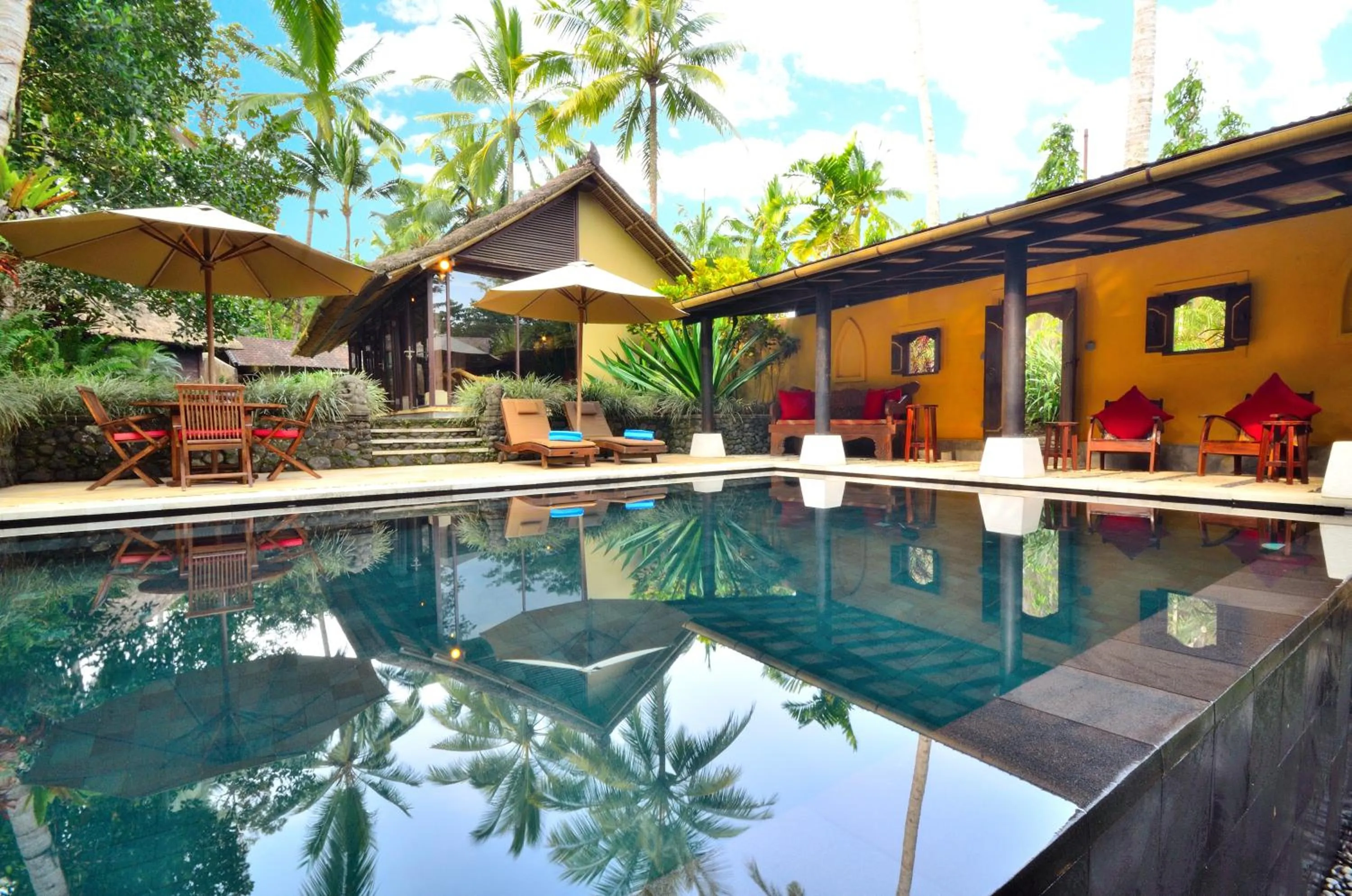 Swimming pool in Jendela Di Bali Villa