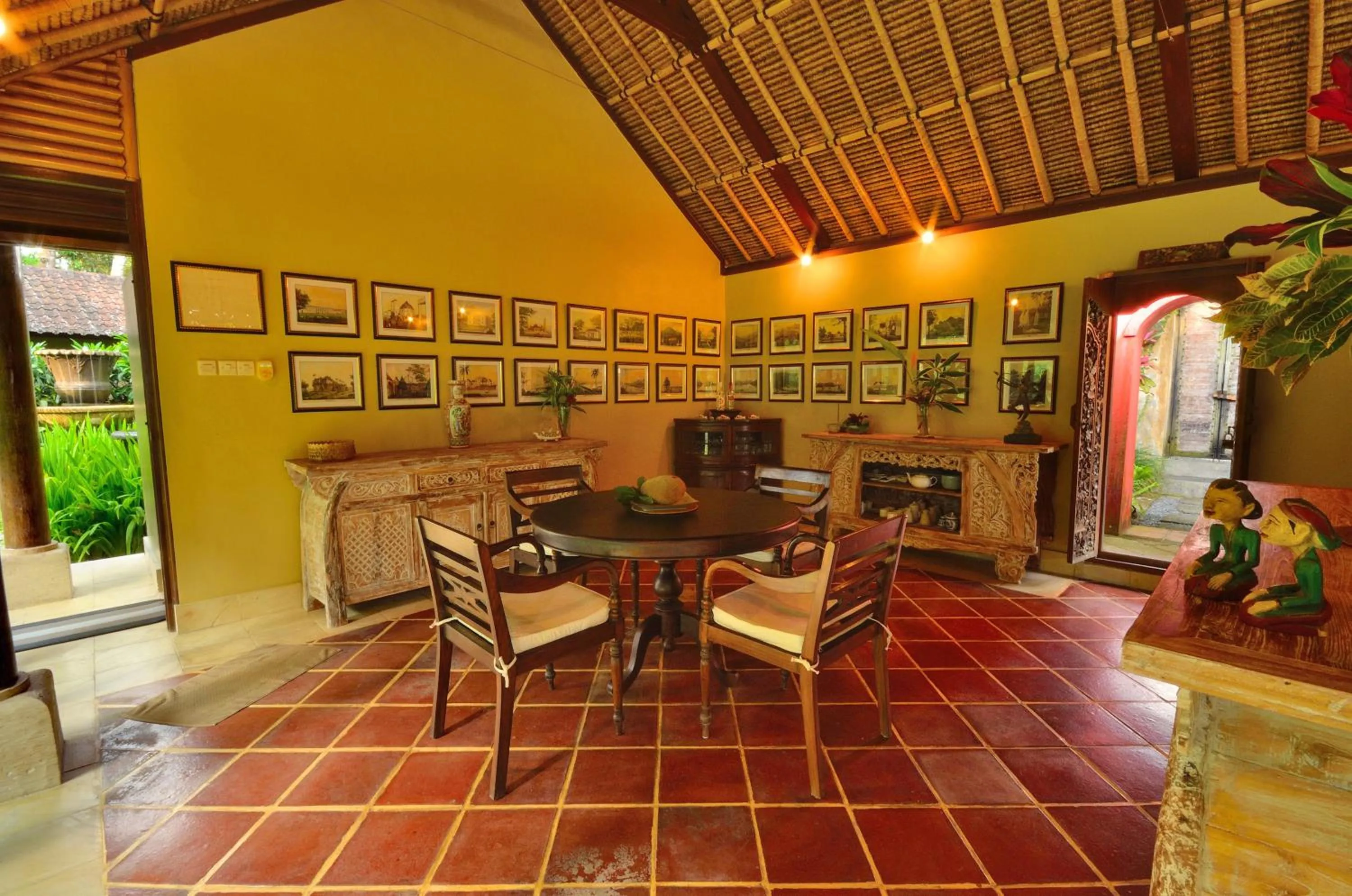 Dining area in Jendela Di Bali Villa