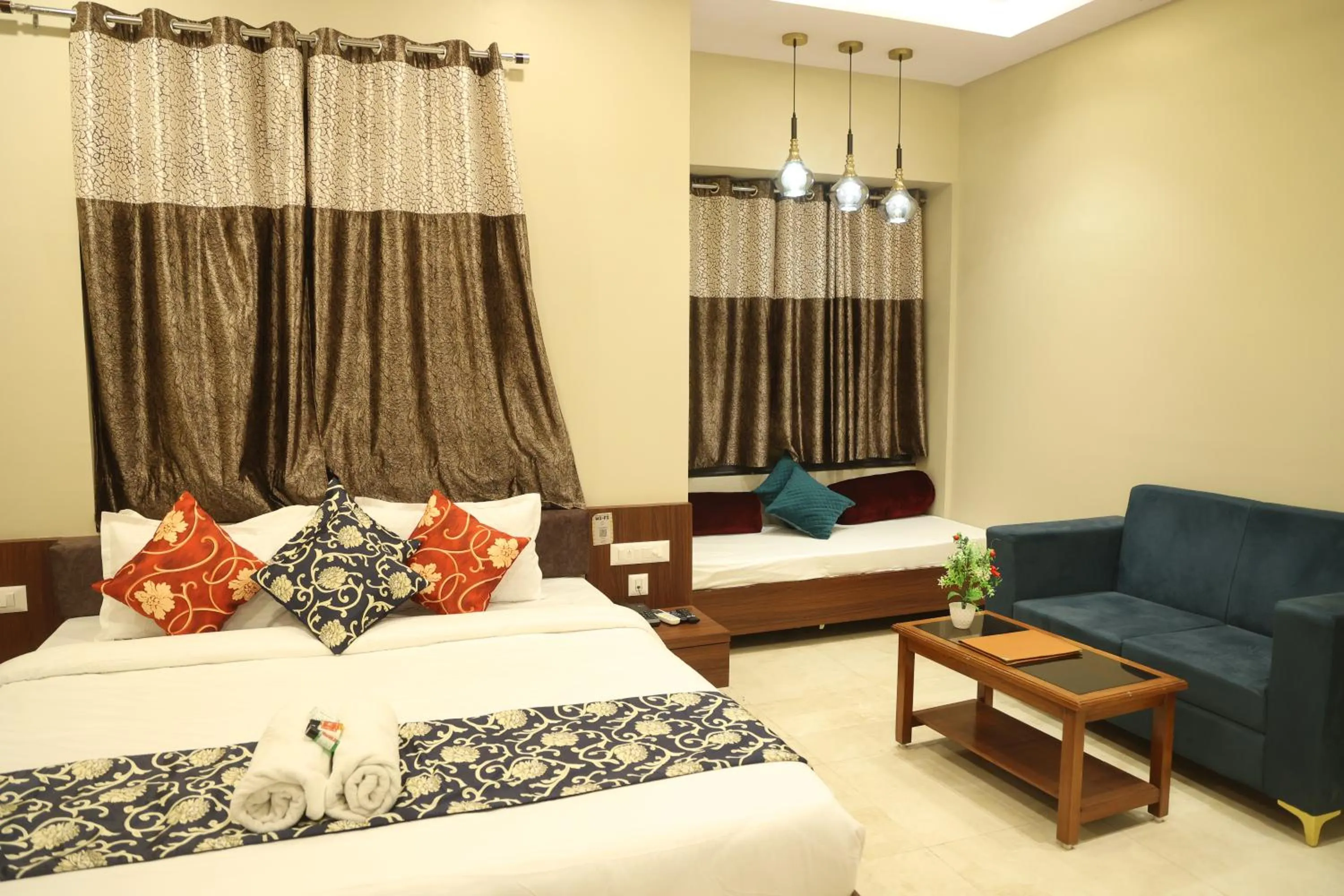 Bed in Shiv Hari heritage