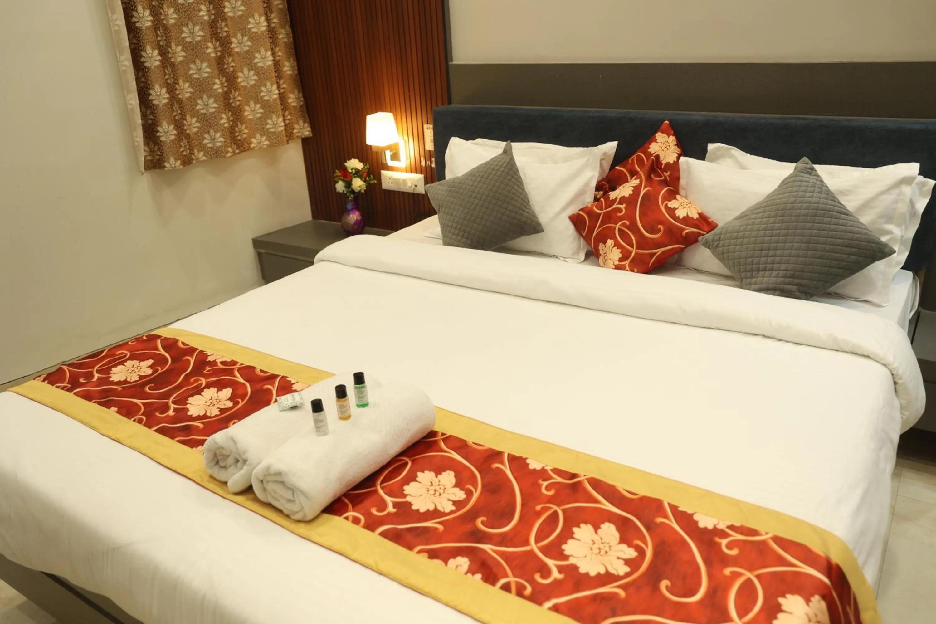 Bed in Shiv Hari heritage