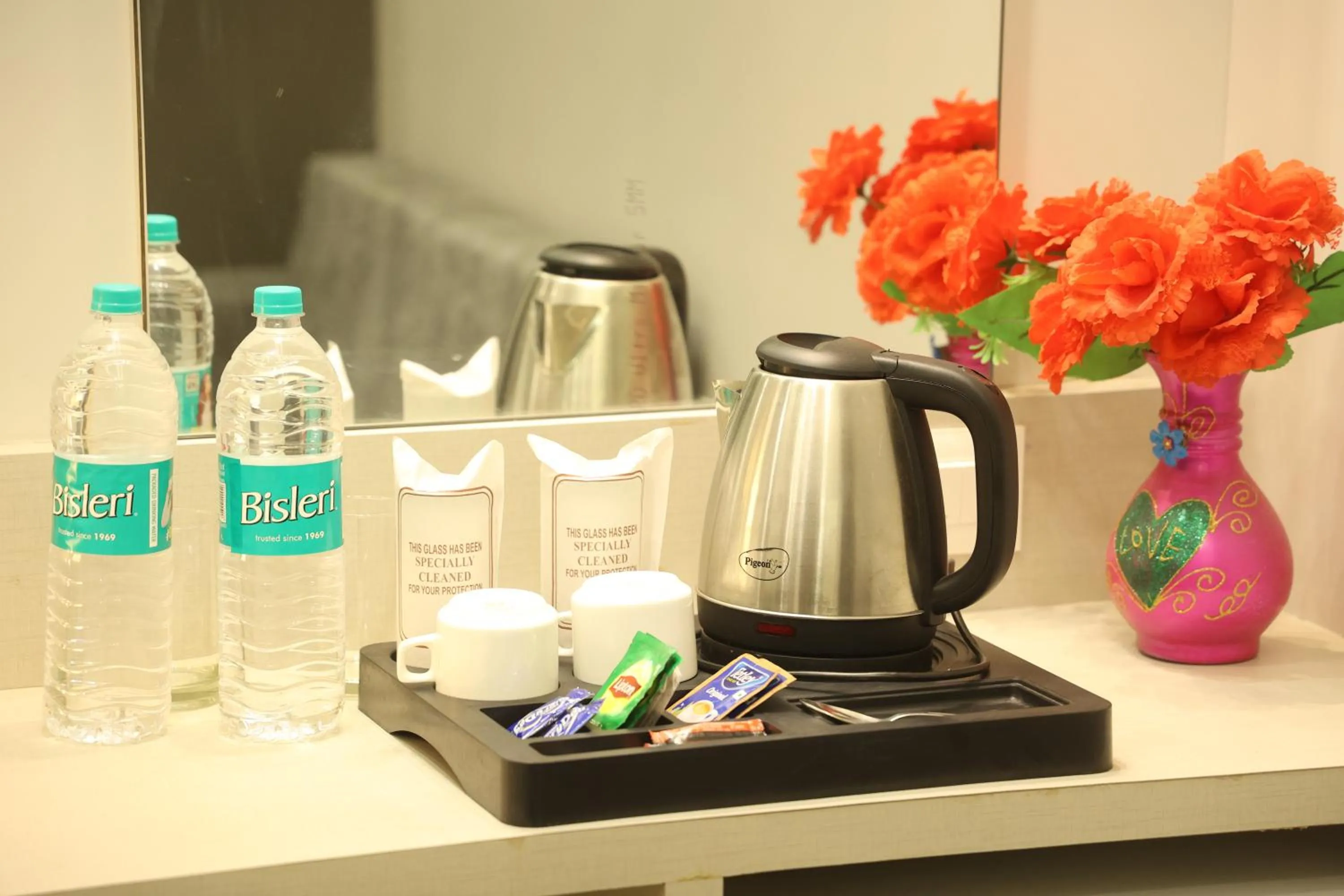 Coffee/tea facilities in Shiv Hari heritage