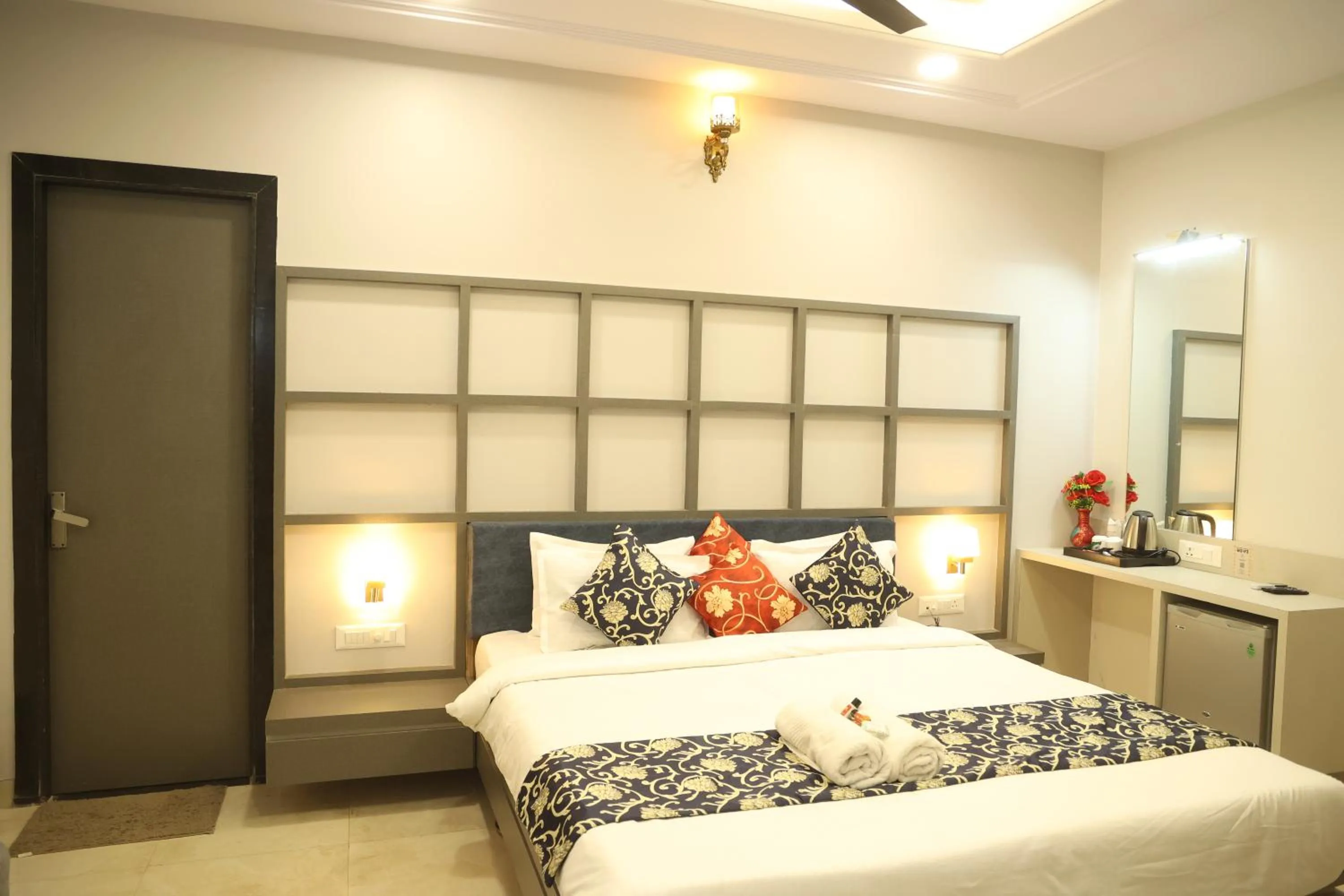 Bed in Shiv Hari heritage