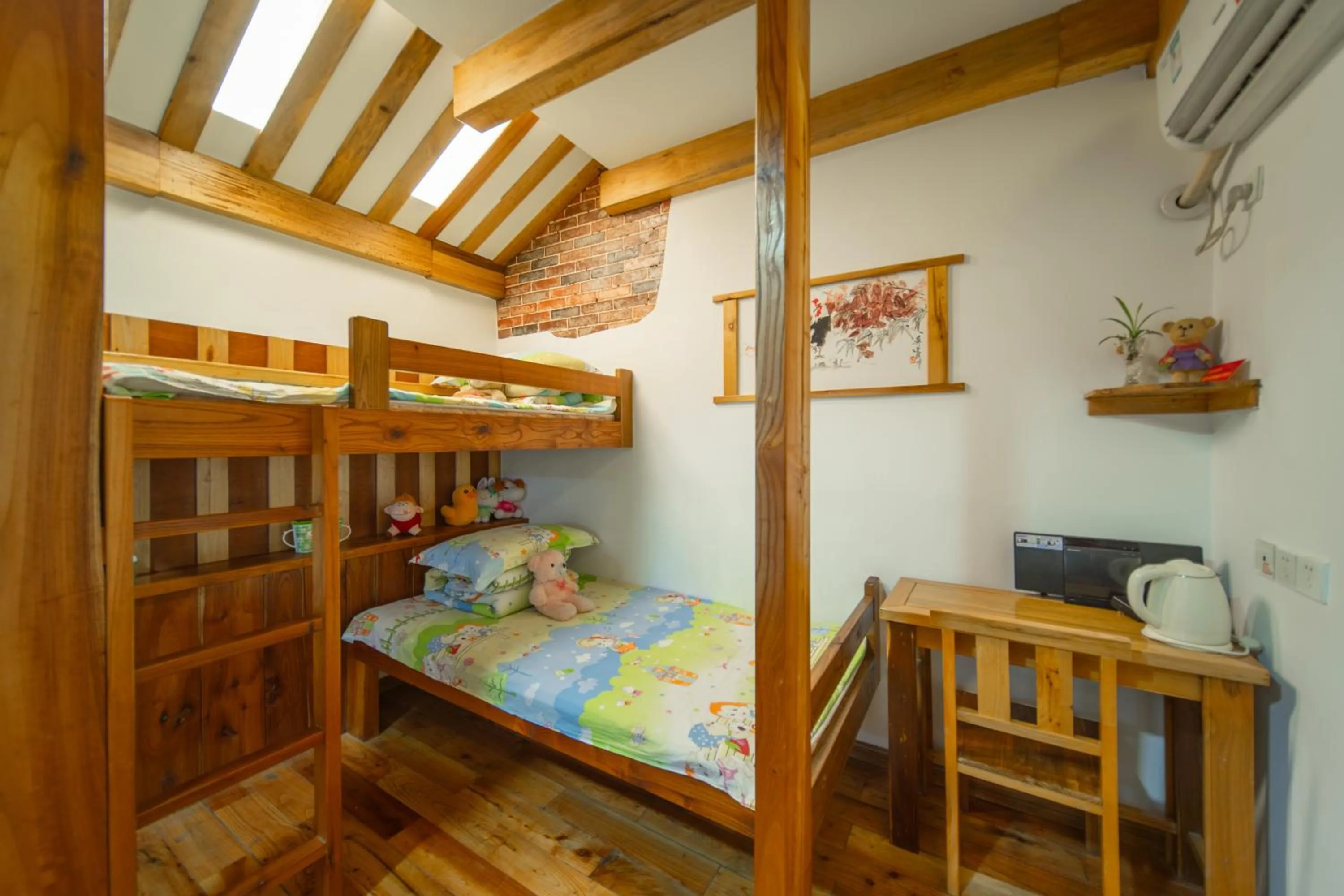 View (from property/room), Bed in Zhangjiajie Wangyi Inn