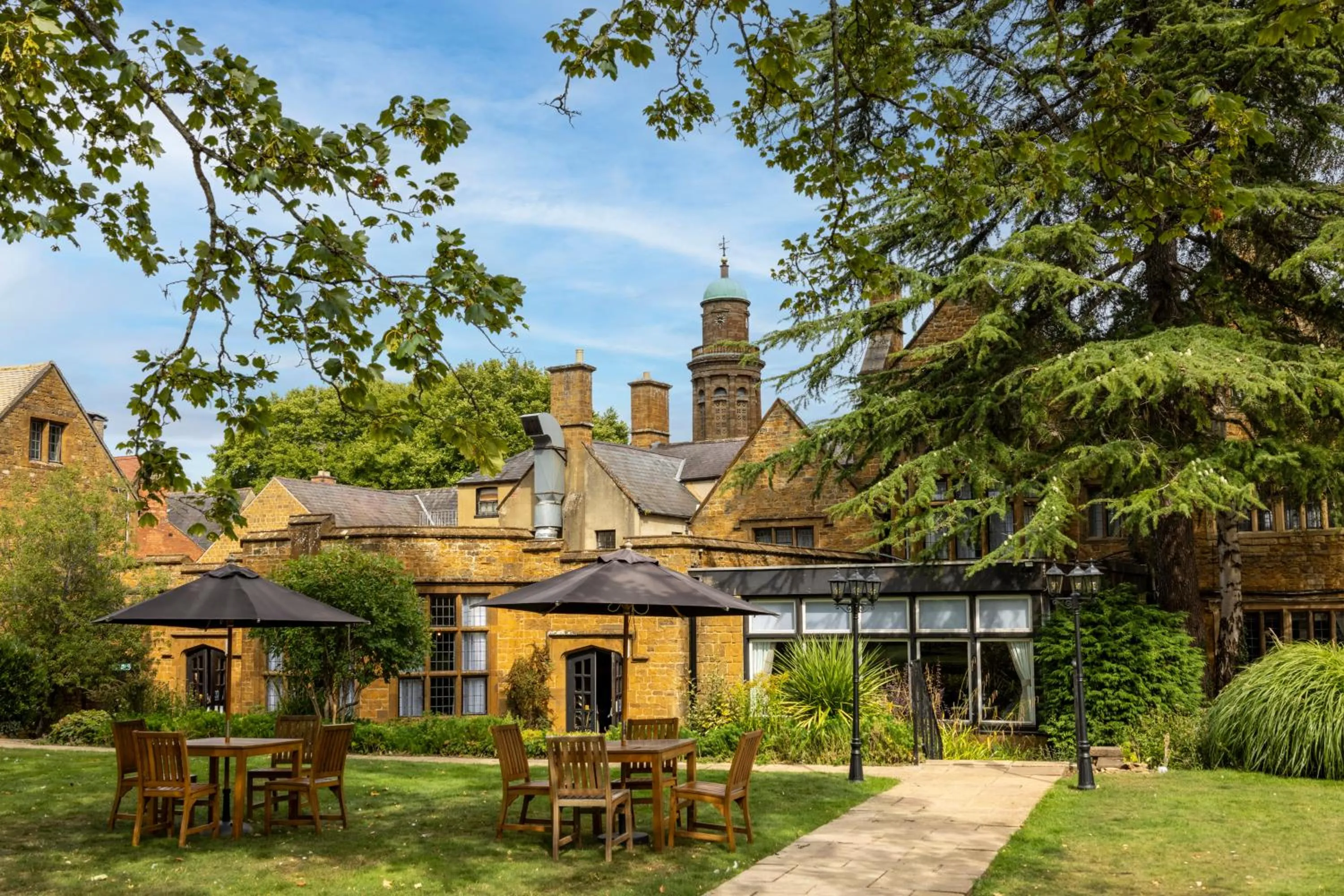 Garden in Whately Hall Hotel