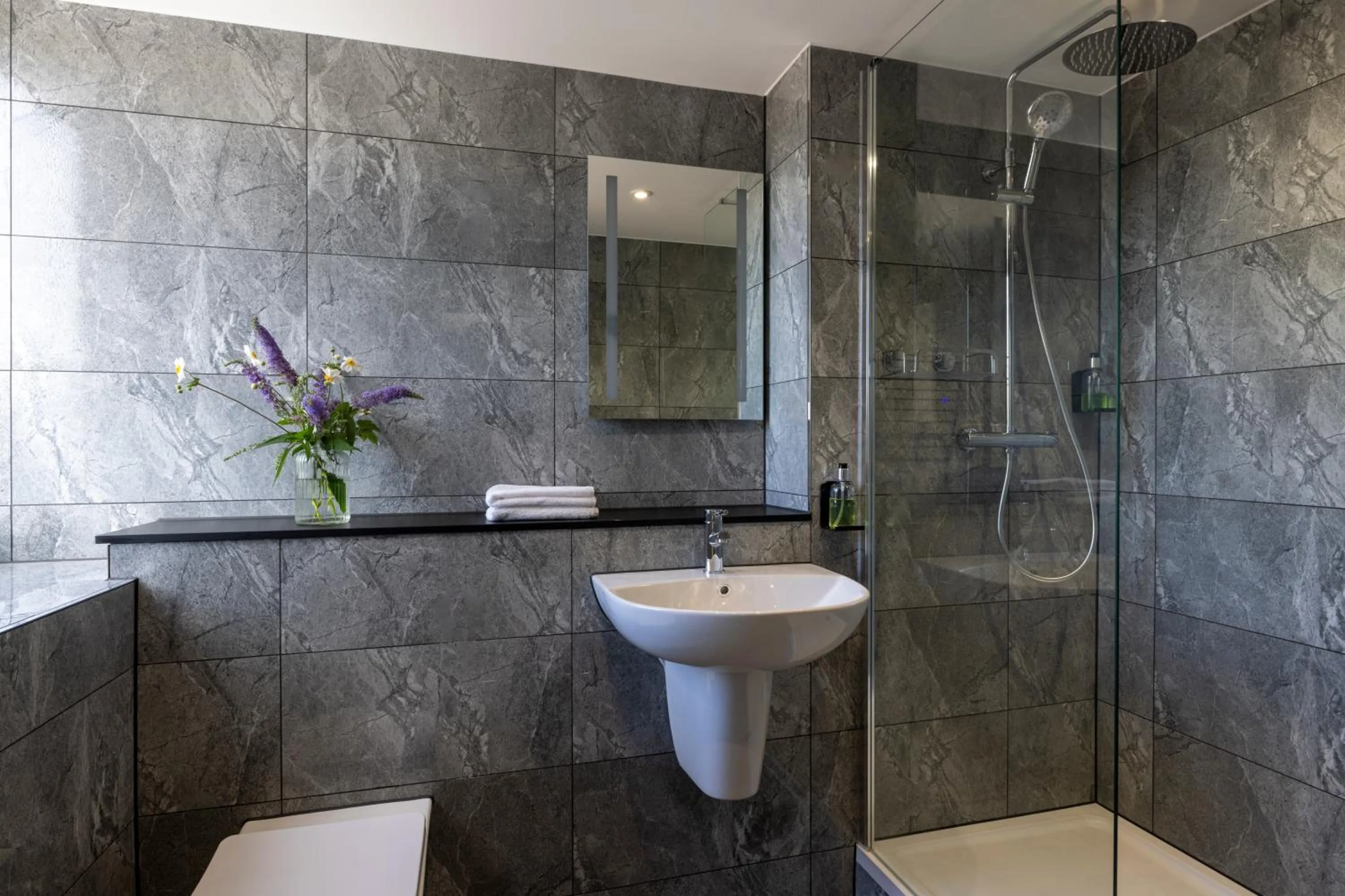 Bathroom in Whately Hall Hotel