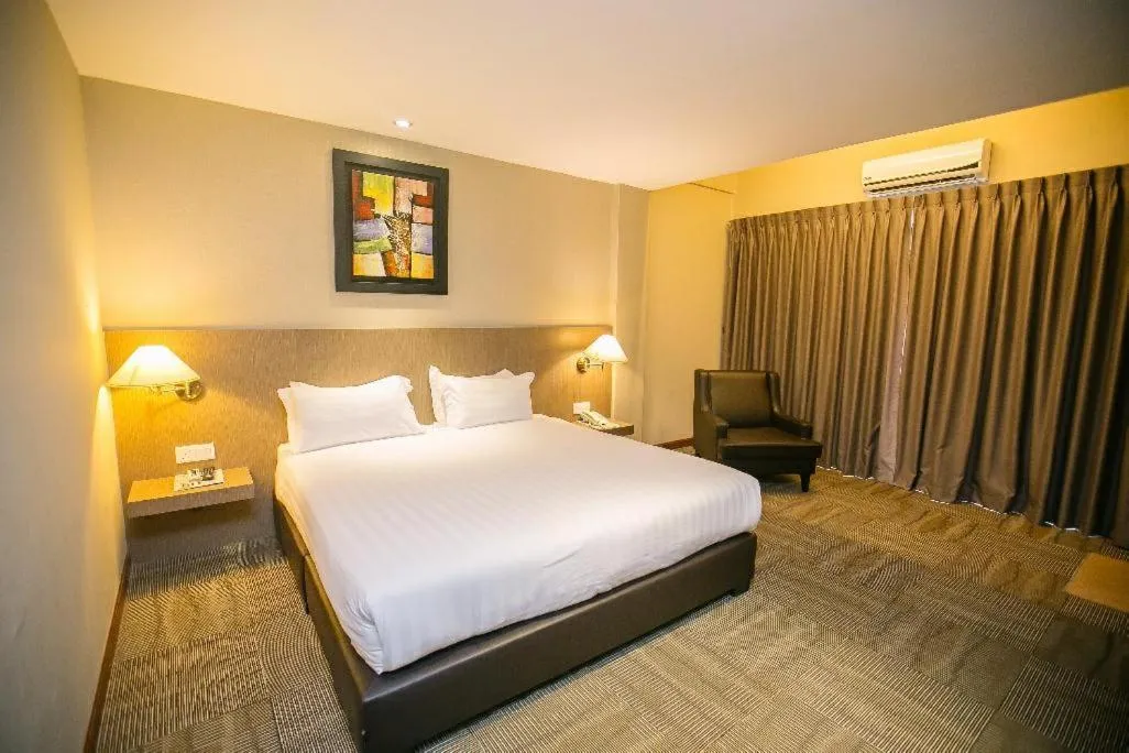 Bedroom, Bed in Merdeka Hotel Kluang