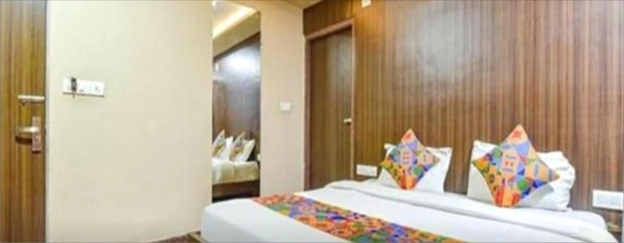 Bed in Tak International Hotel