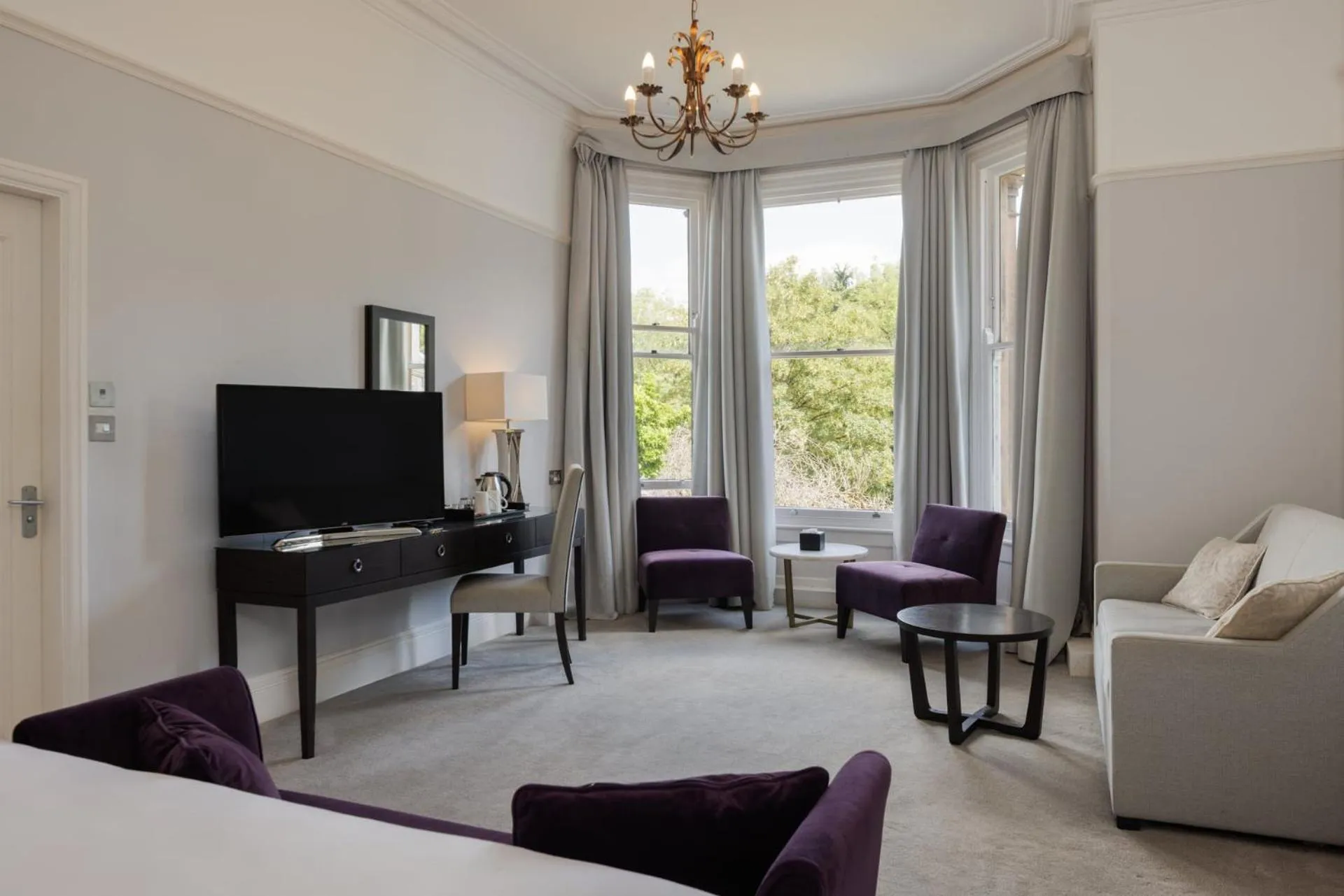 TV and multimedia, Bed in New Bath Hotel & Spa