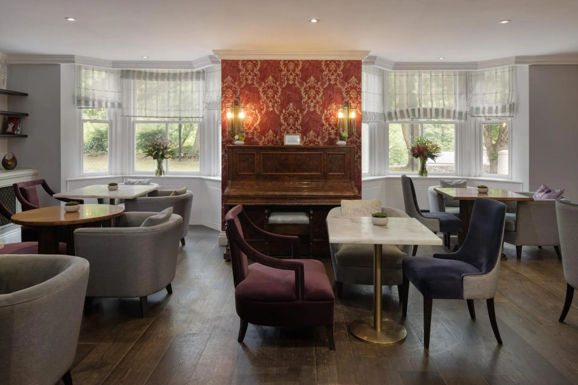 Lounge or bar in New Bath Hotel & Spa