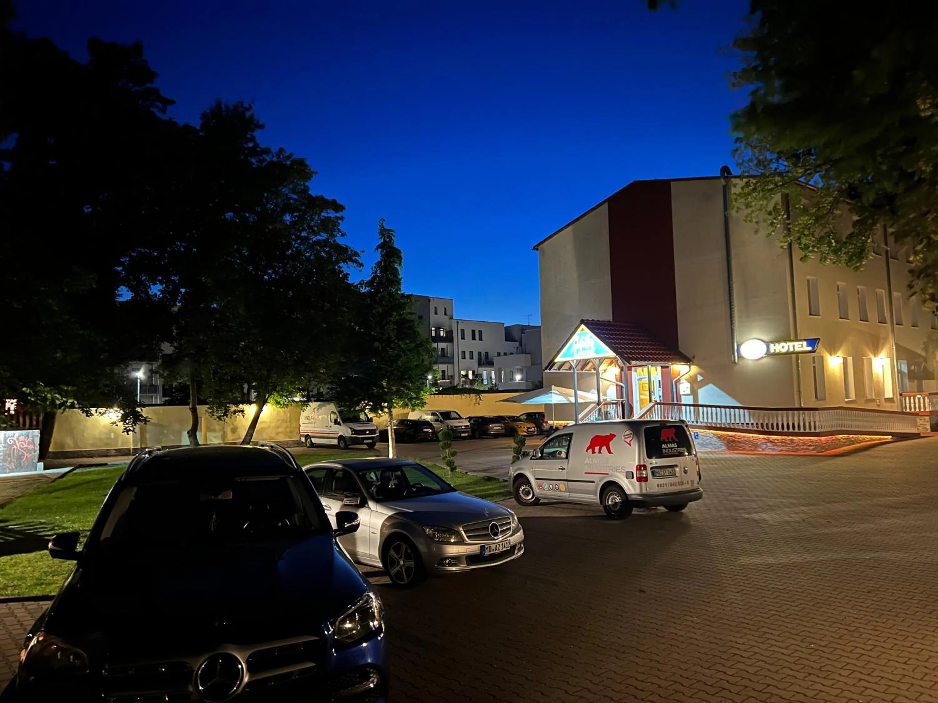 Property building in Hotel Medaillon