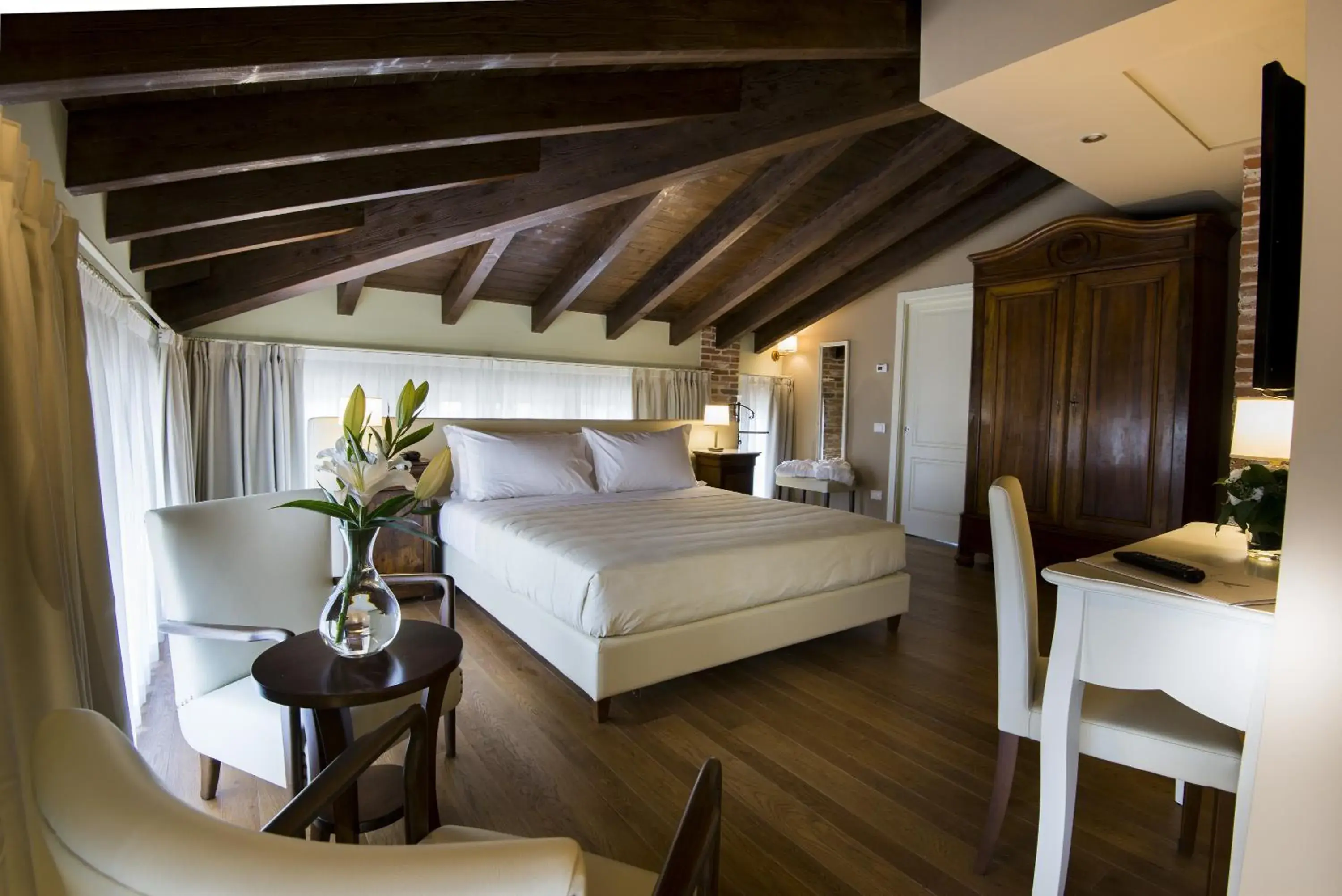 Suite in Le Ali Del Frassino Suite in Le Ali Del Frassino